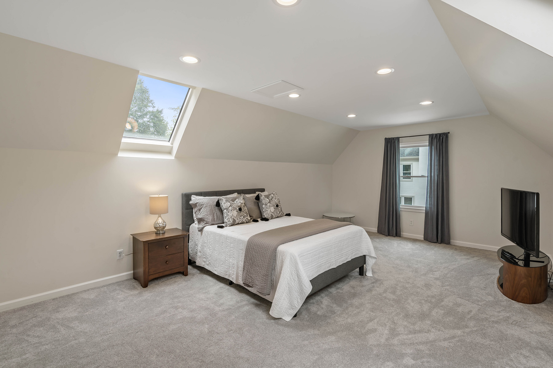7455 Half Penny Place