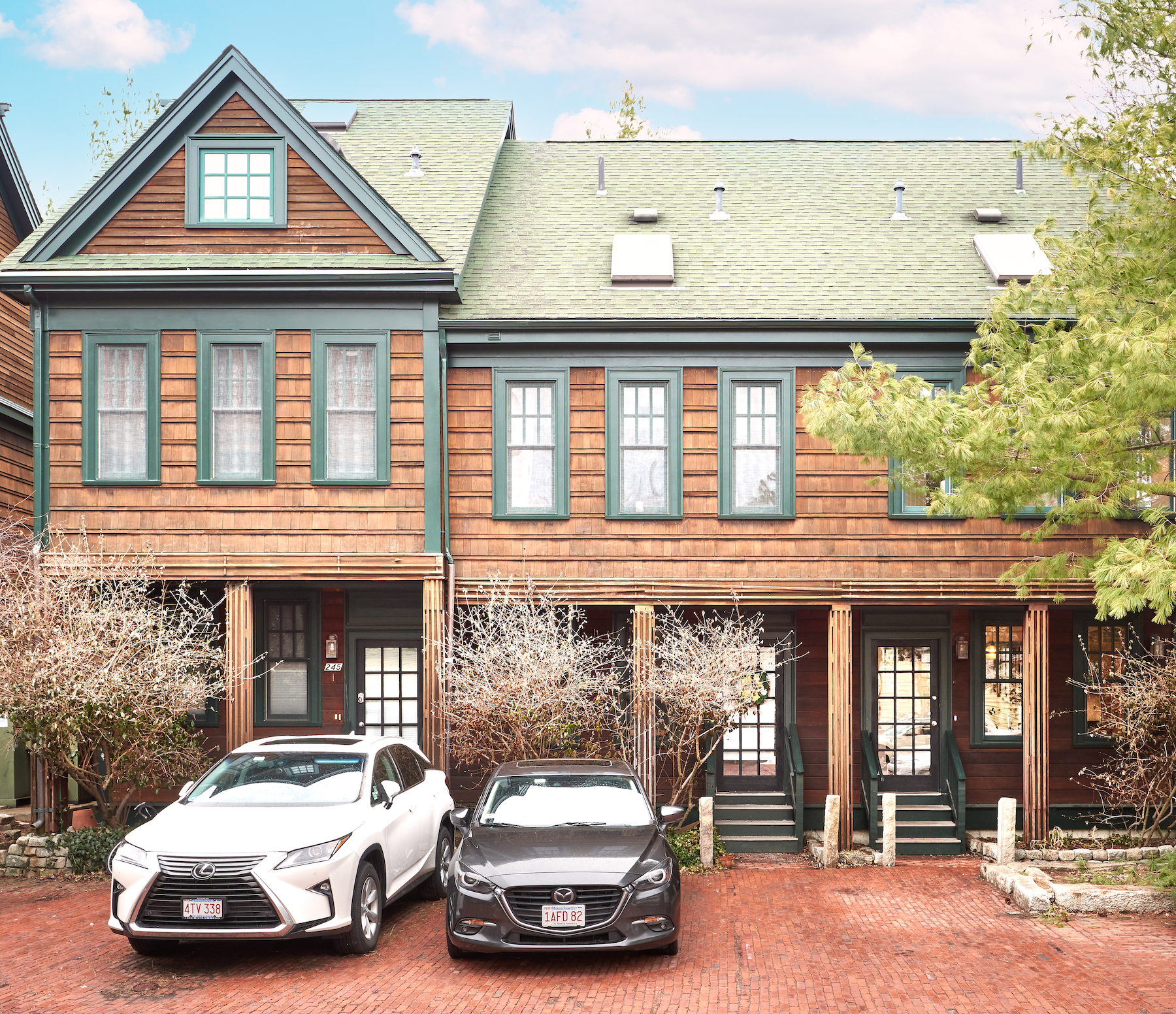 245 River St 3