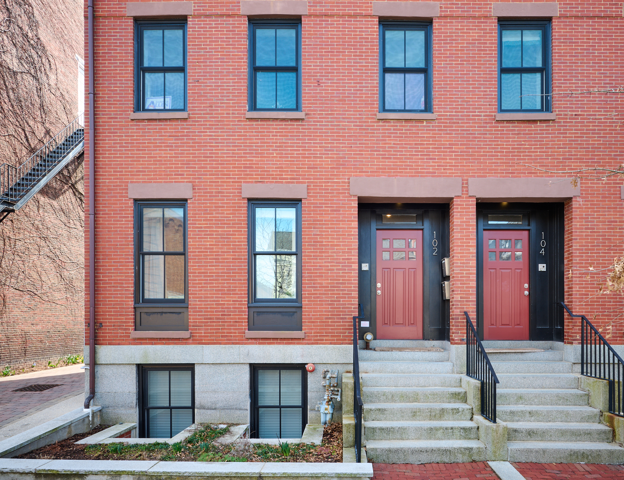 104 Otis St 1