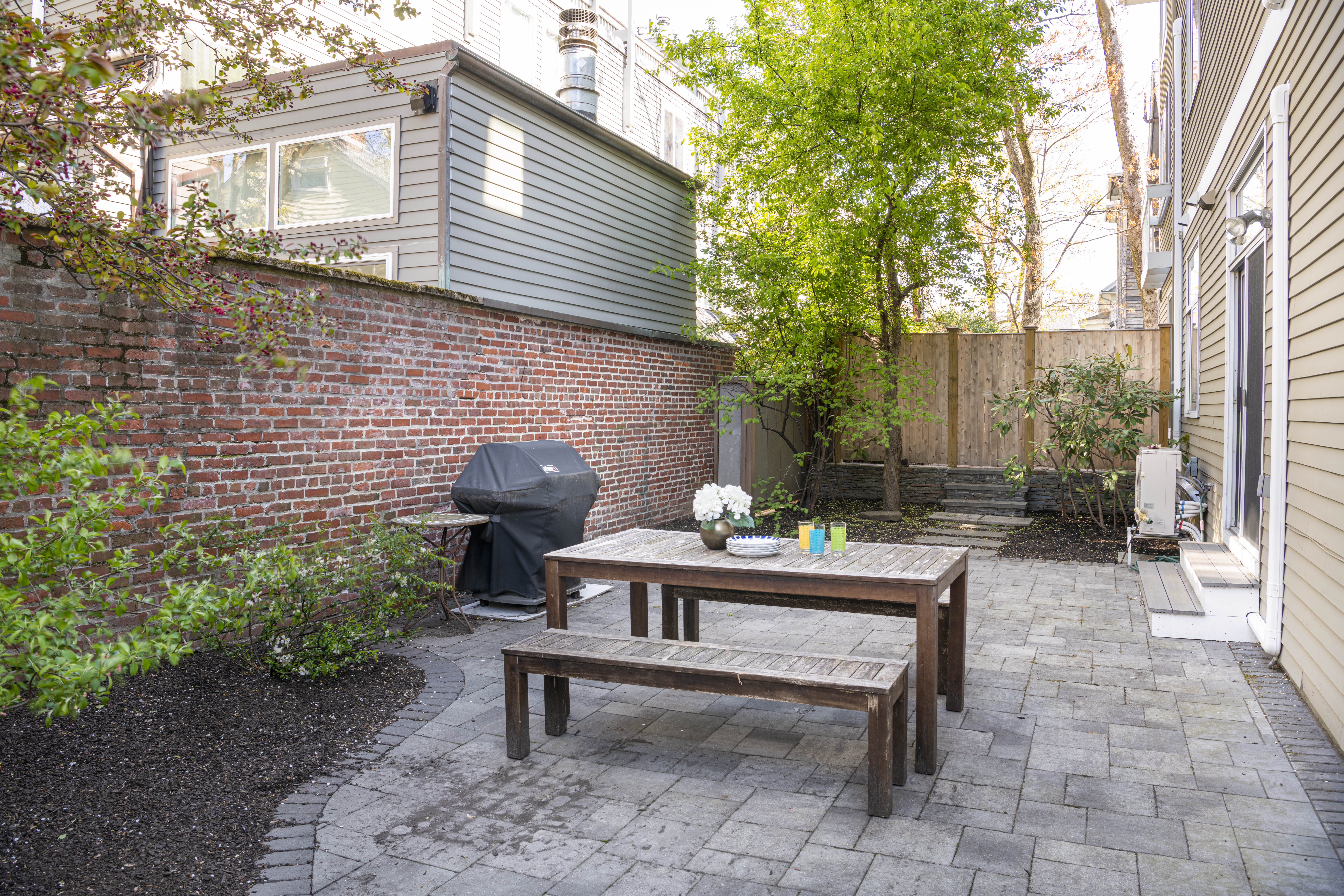 39 Dana St 5
