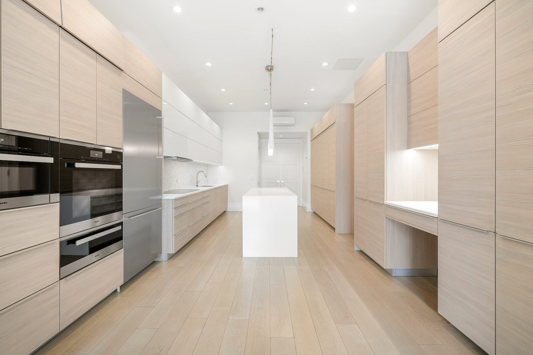 135 Commonwealth Ave 4