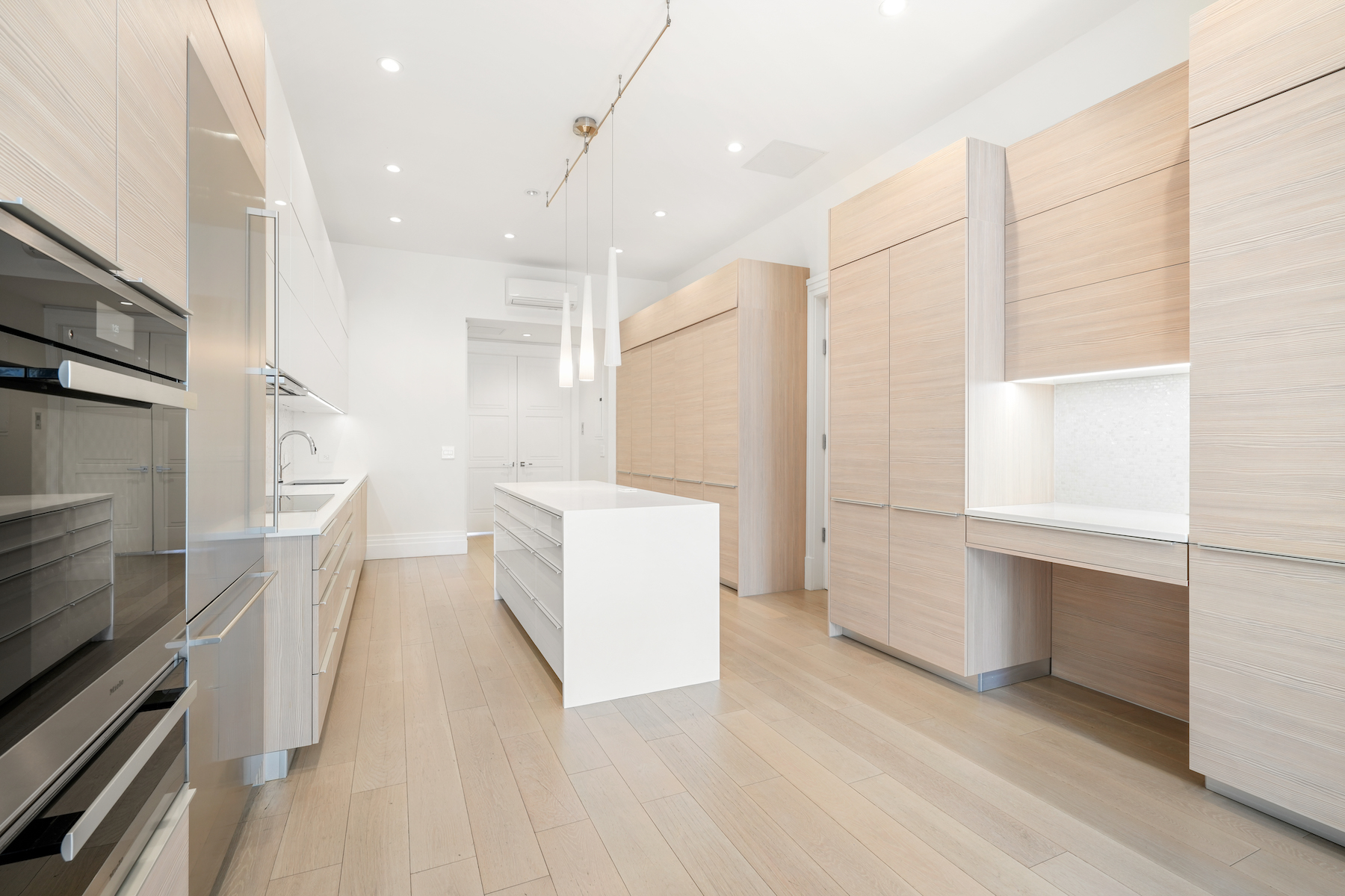 135 Commonwealth Ave 4