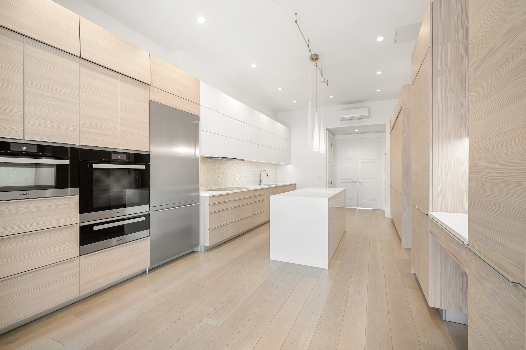 135 Commonwealth Ave 4