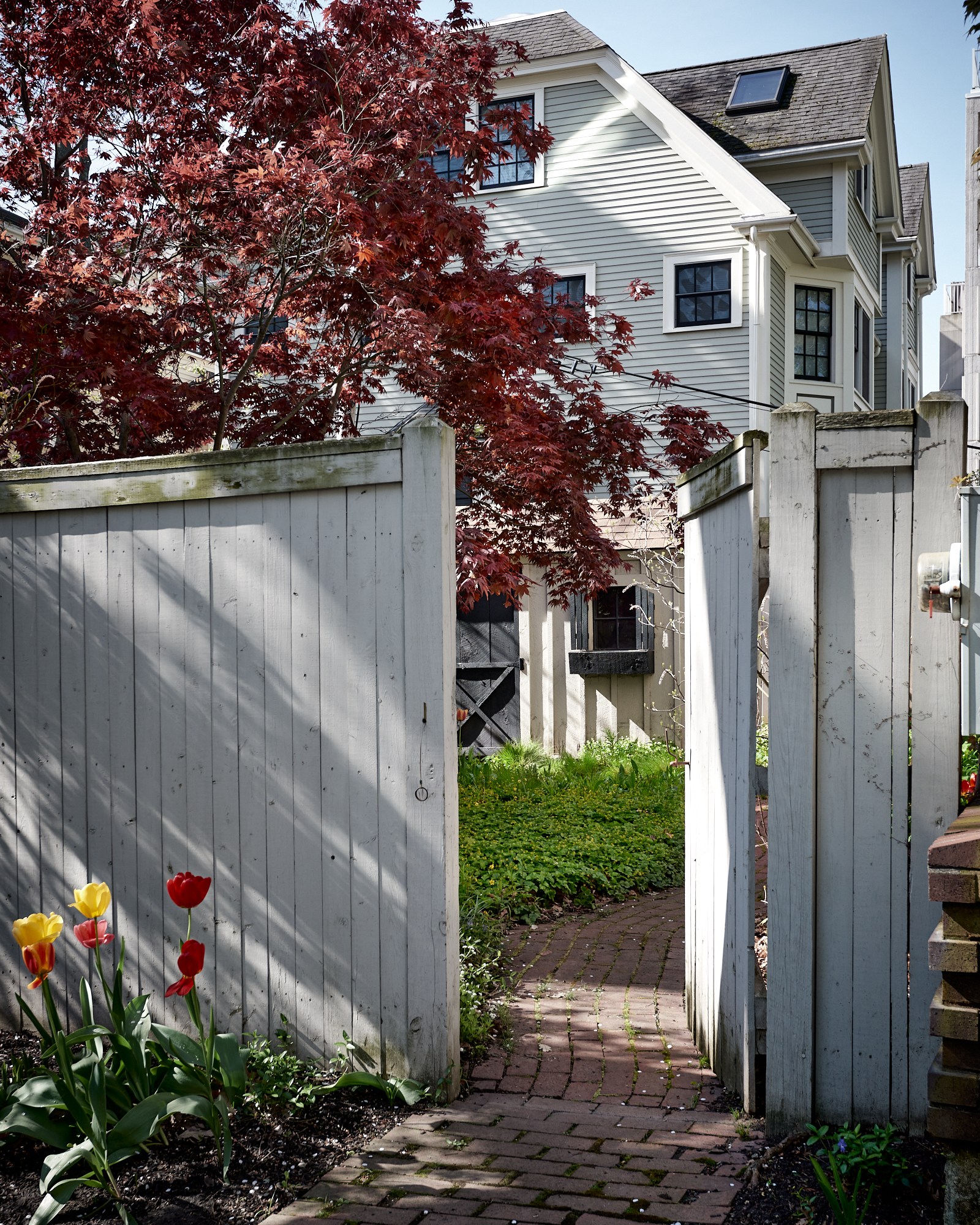 1 Broadway Ct