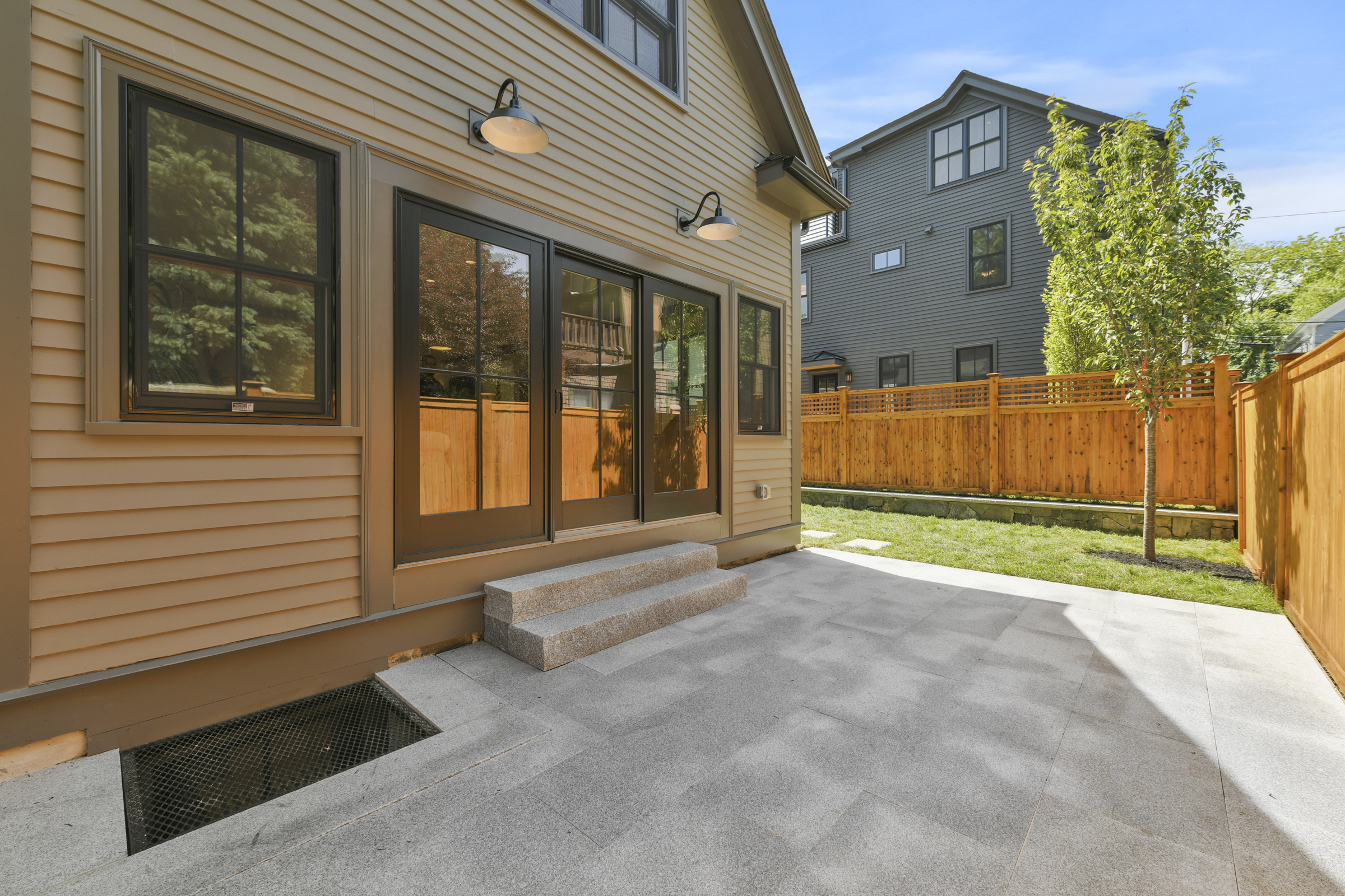 37 Hubbard Ave A (rear)