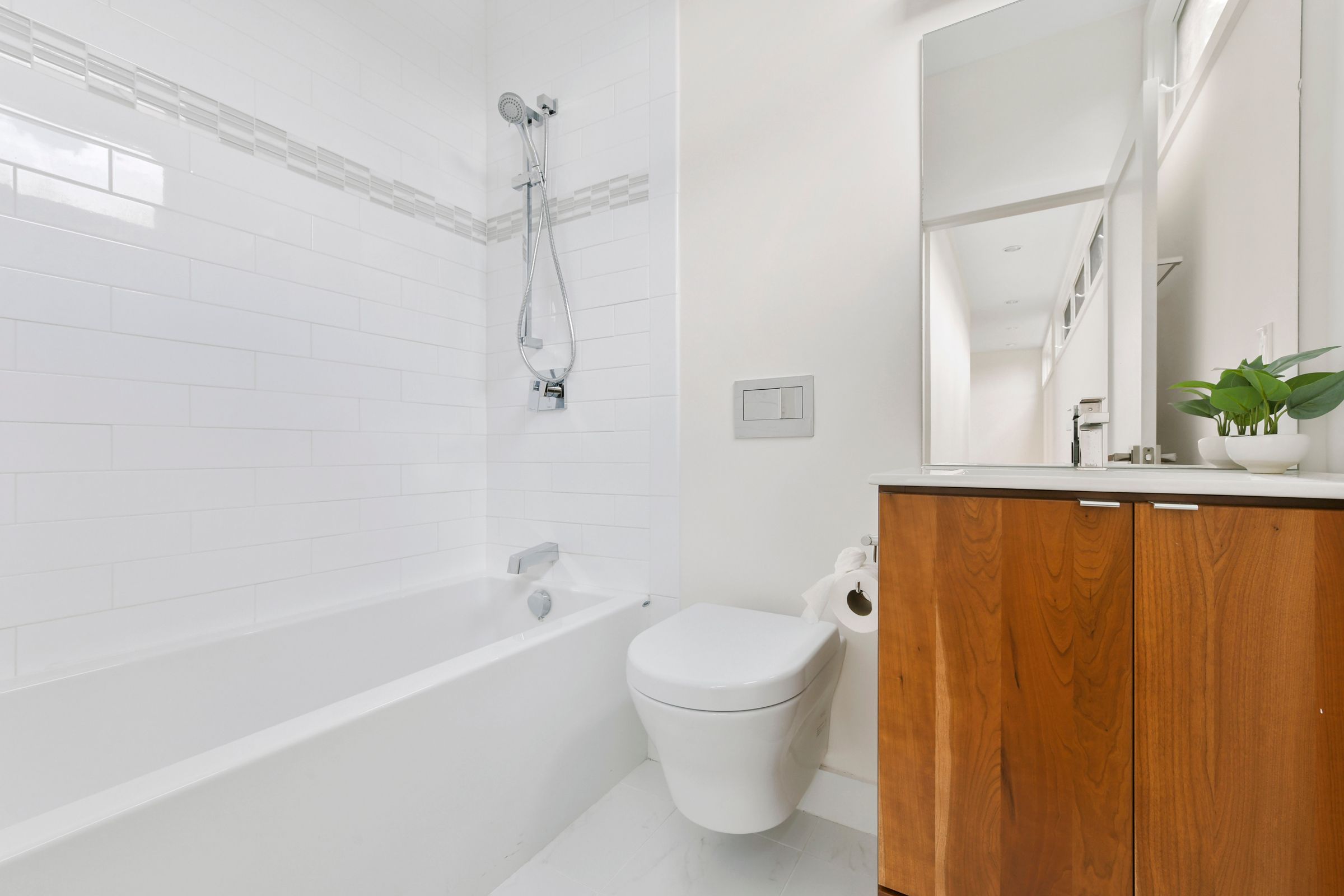 9 Donnell St 9R