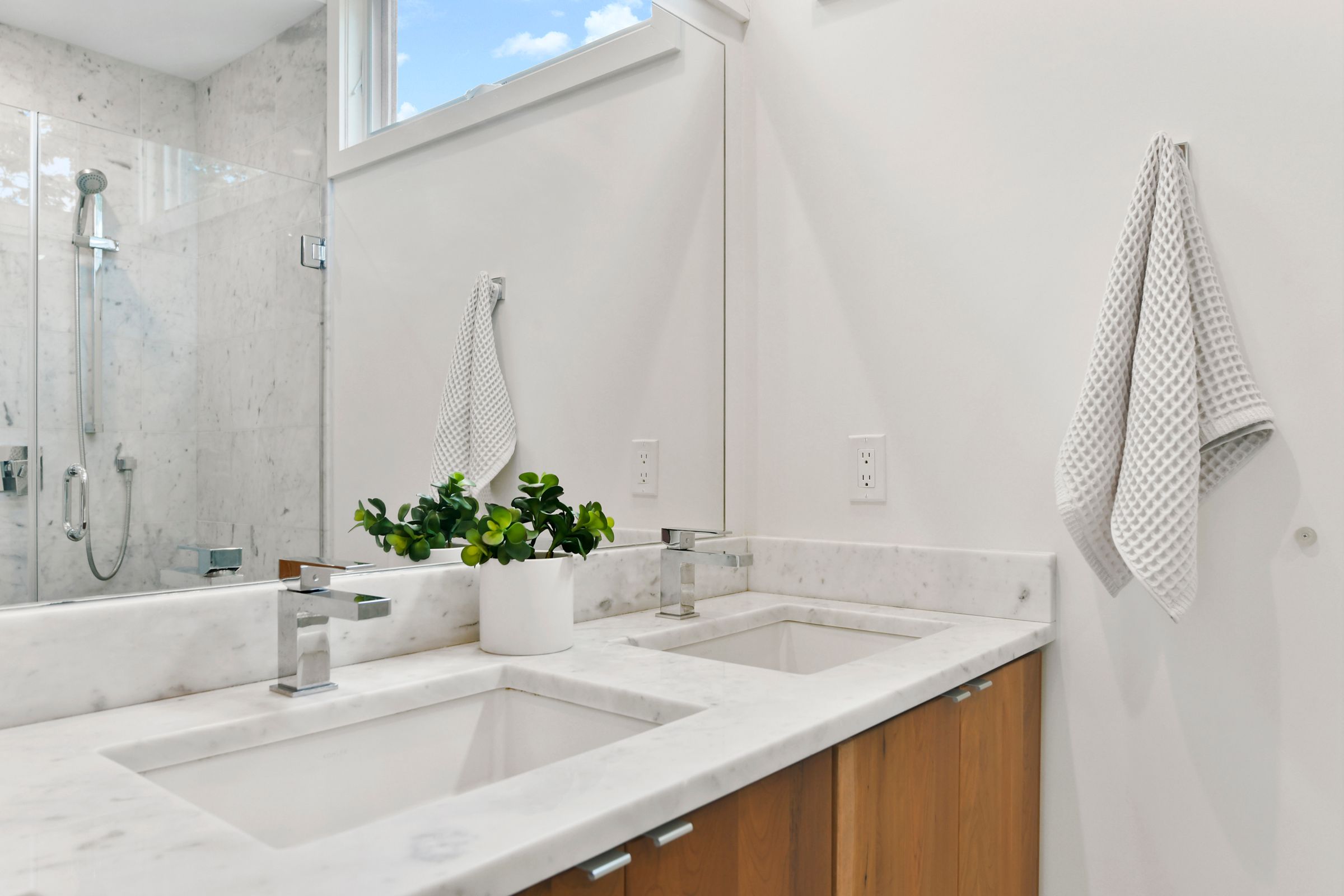 9 Donnell St 9R