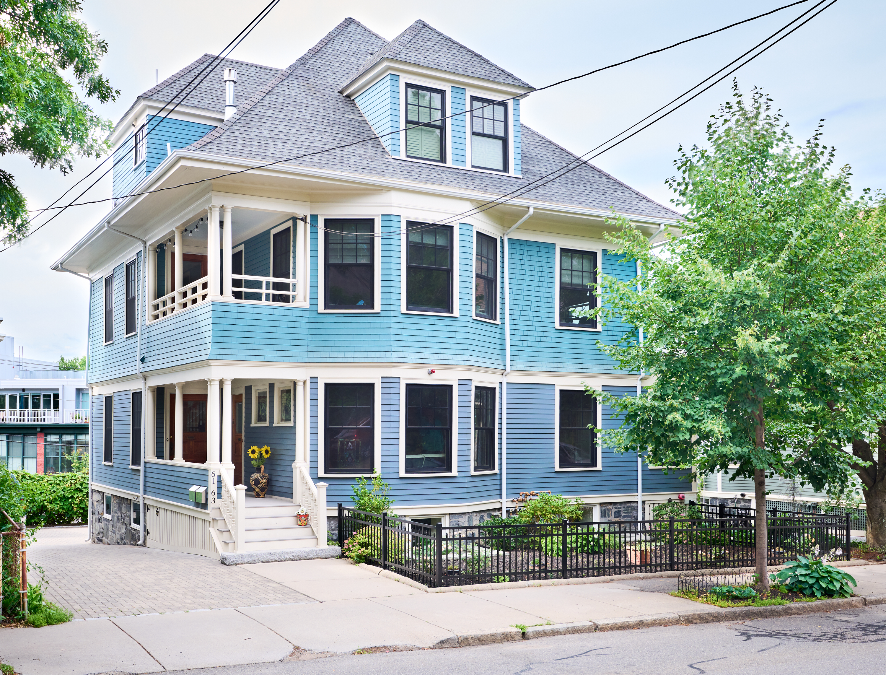 61 Upland Rd