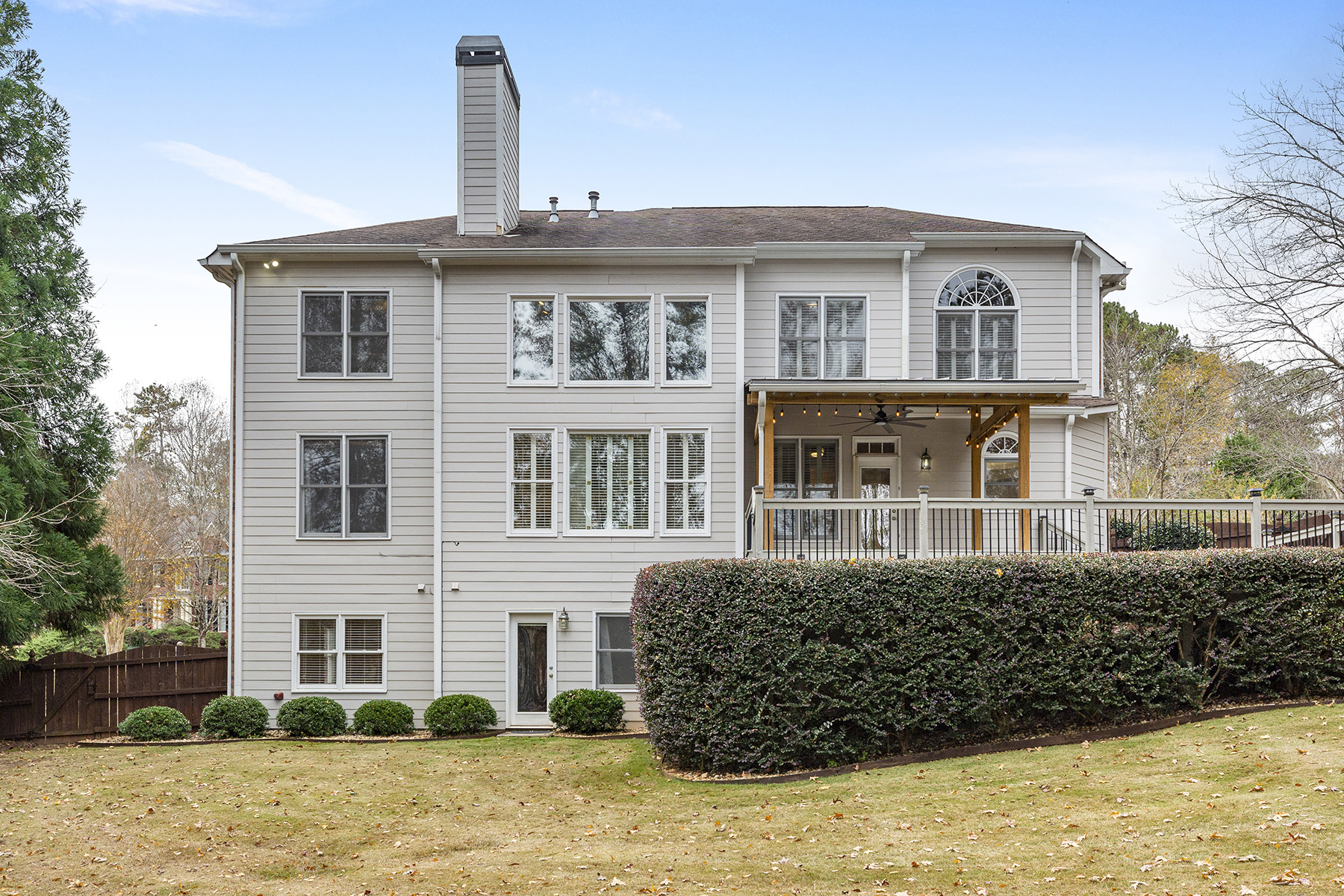 724 Vinings Estates Drive
