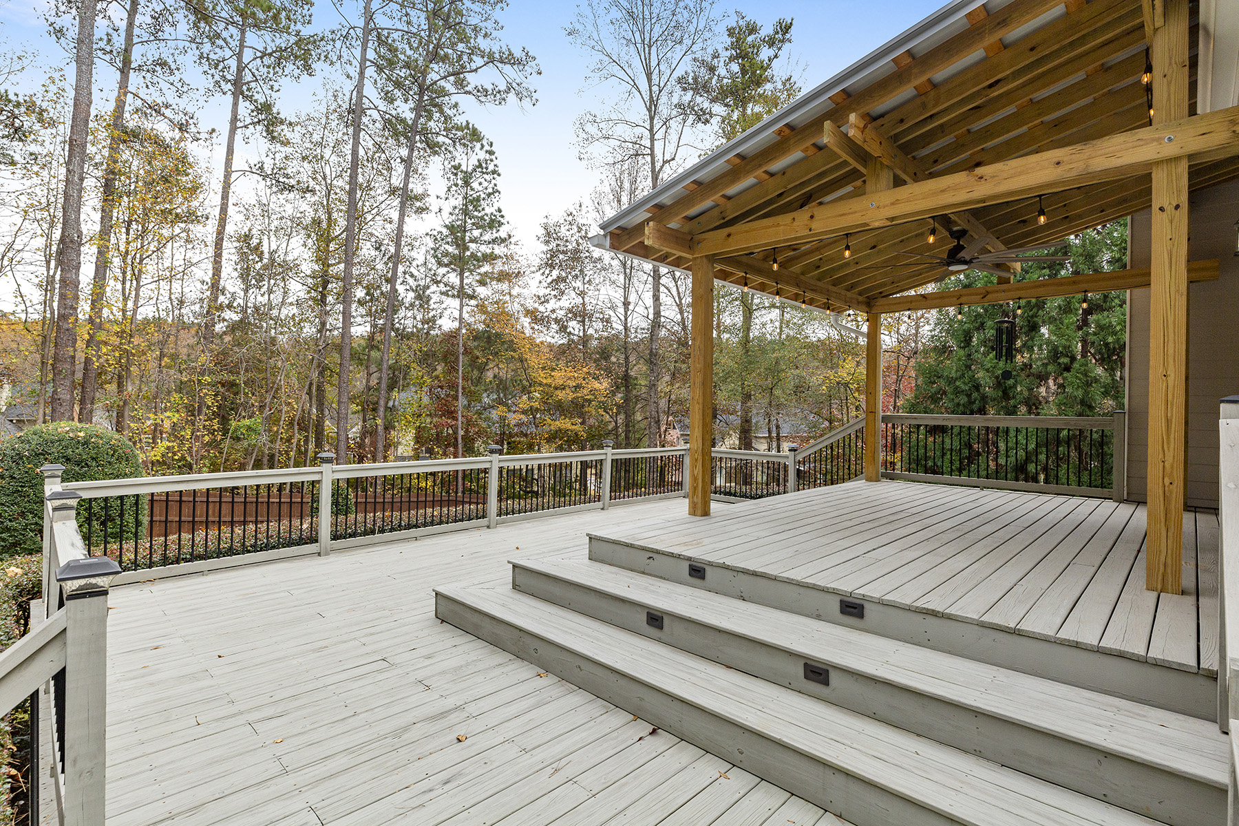724 Vinings Estates Drive