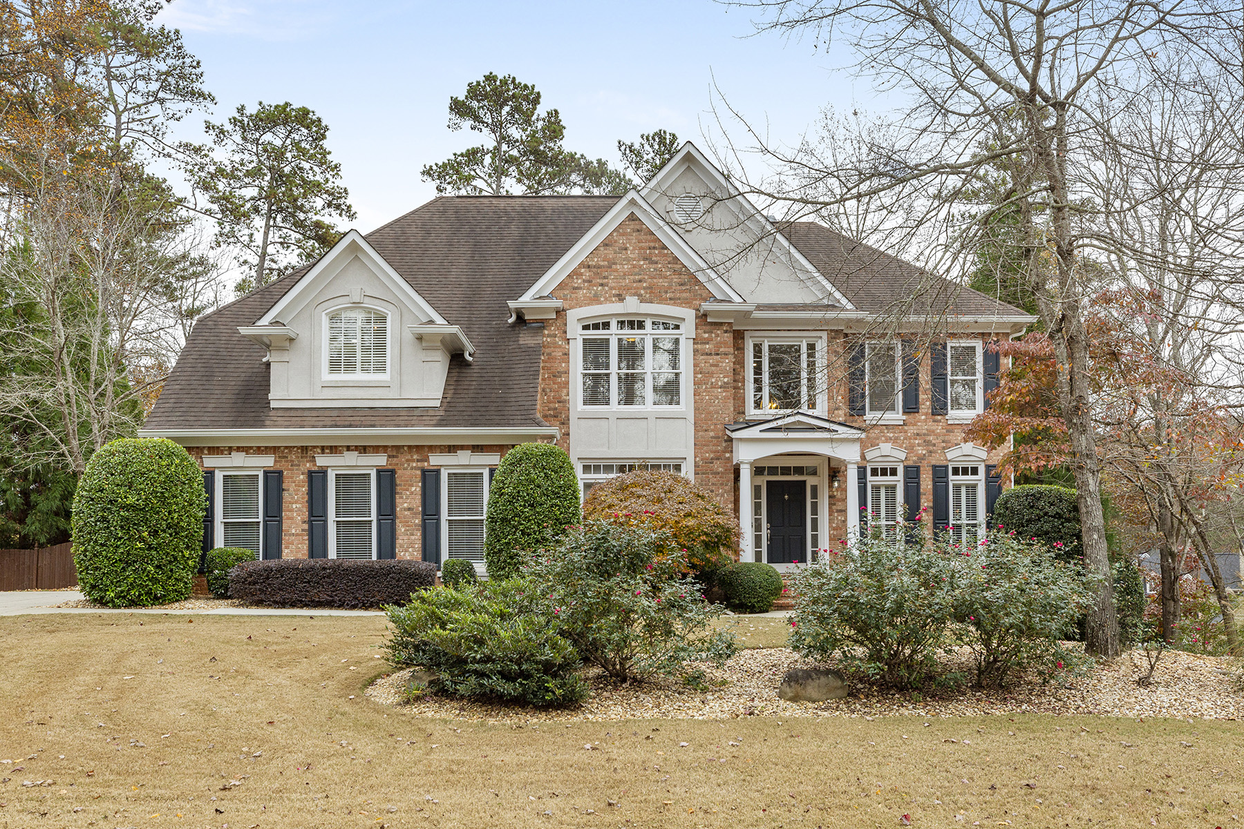 724 Vinings Estates Drive