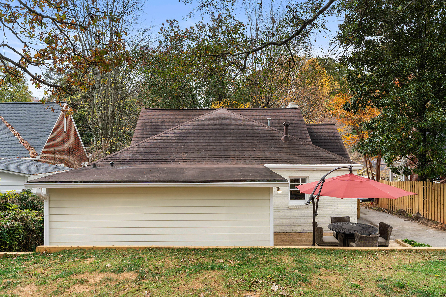 3257 W Shadowlawn Avenue