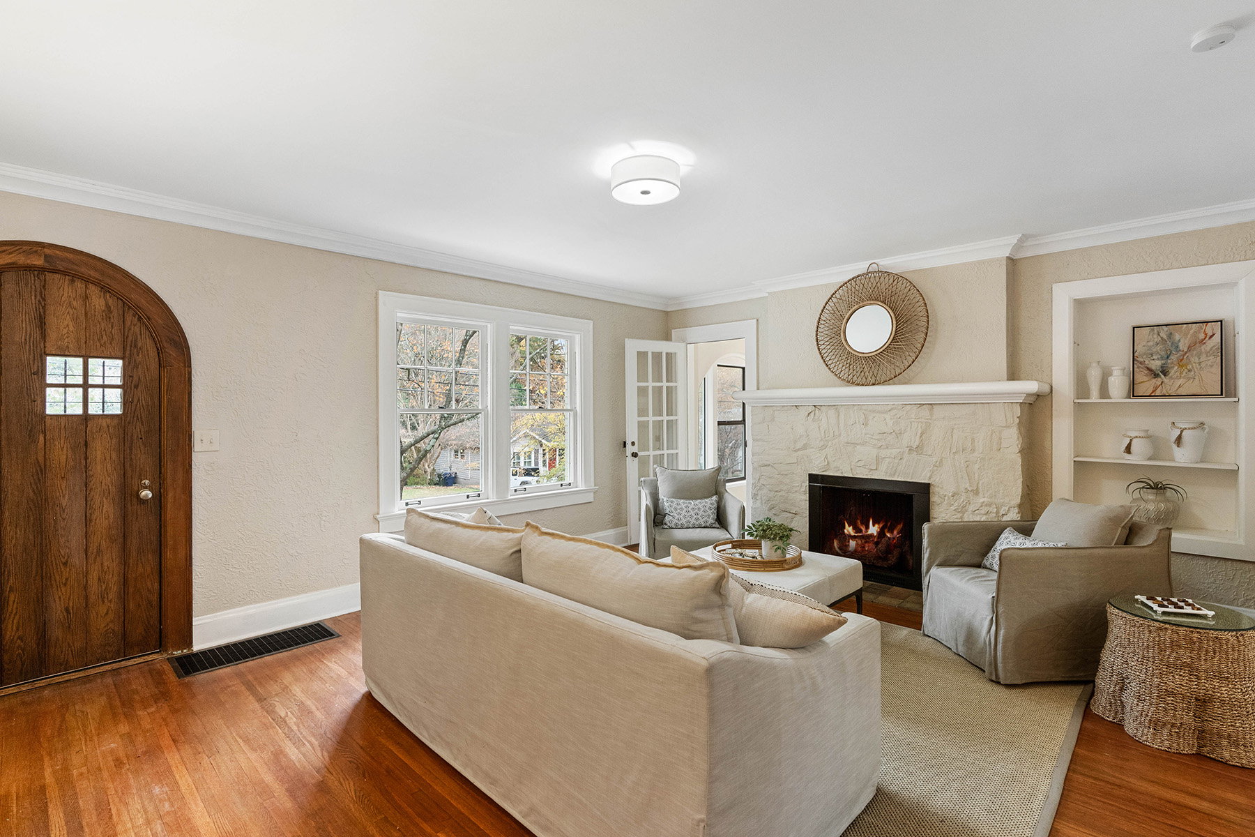 3257 W Shadowlawn Avenue