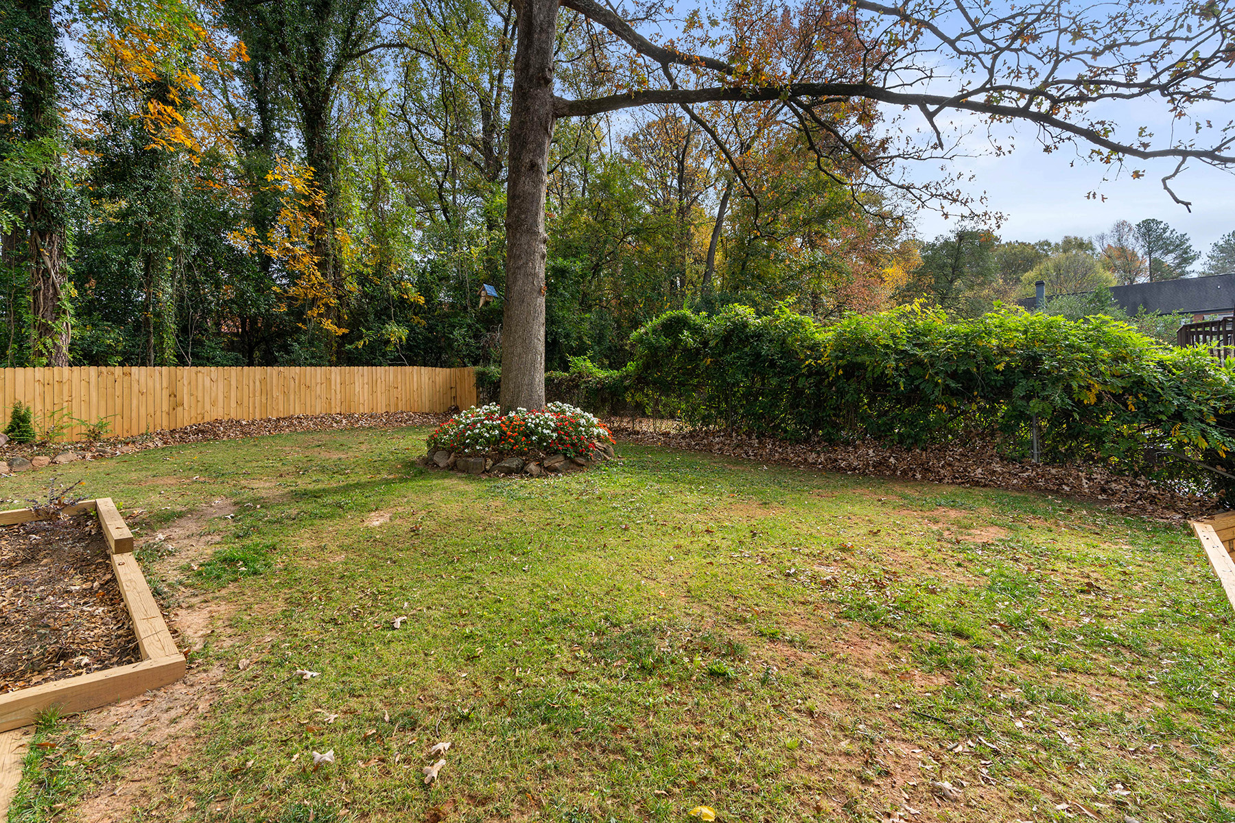 3257 W Shadowlawn Avenue
