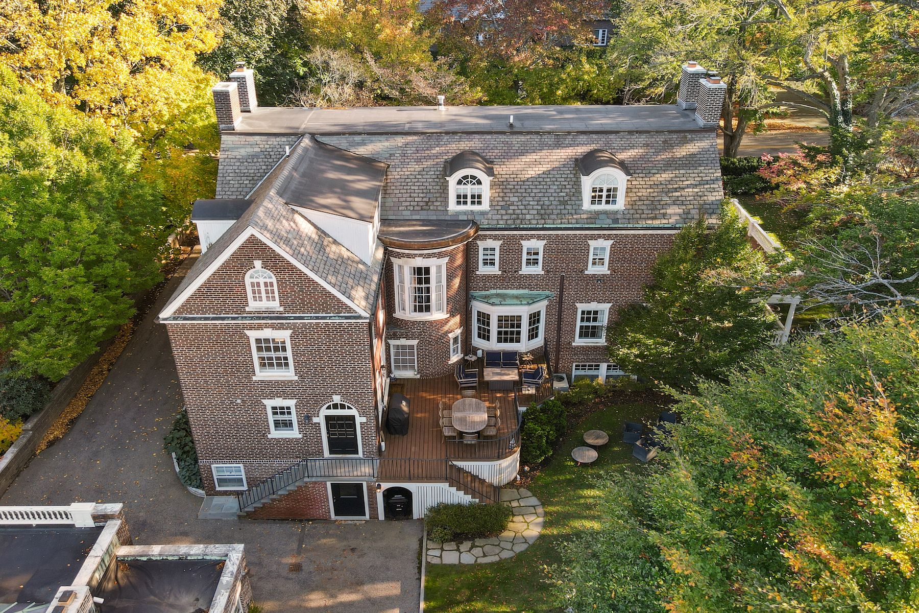 345 Buckminster Rd