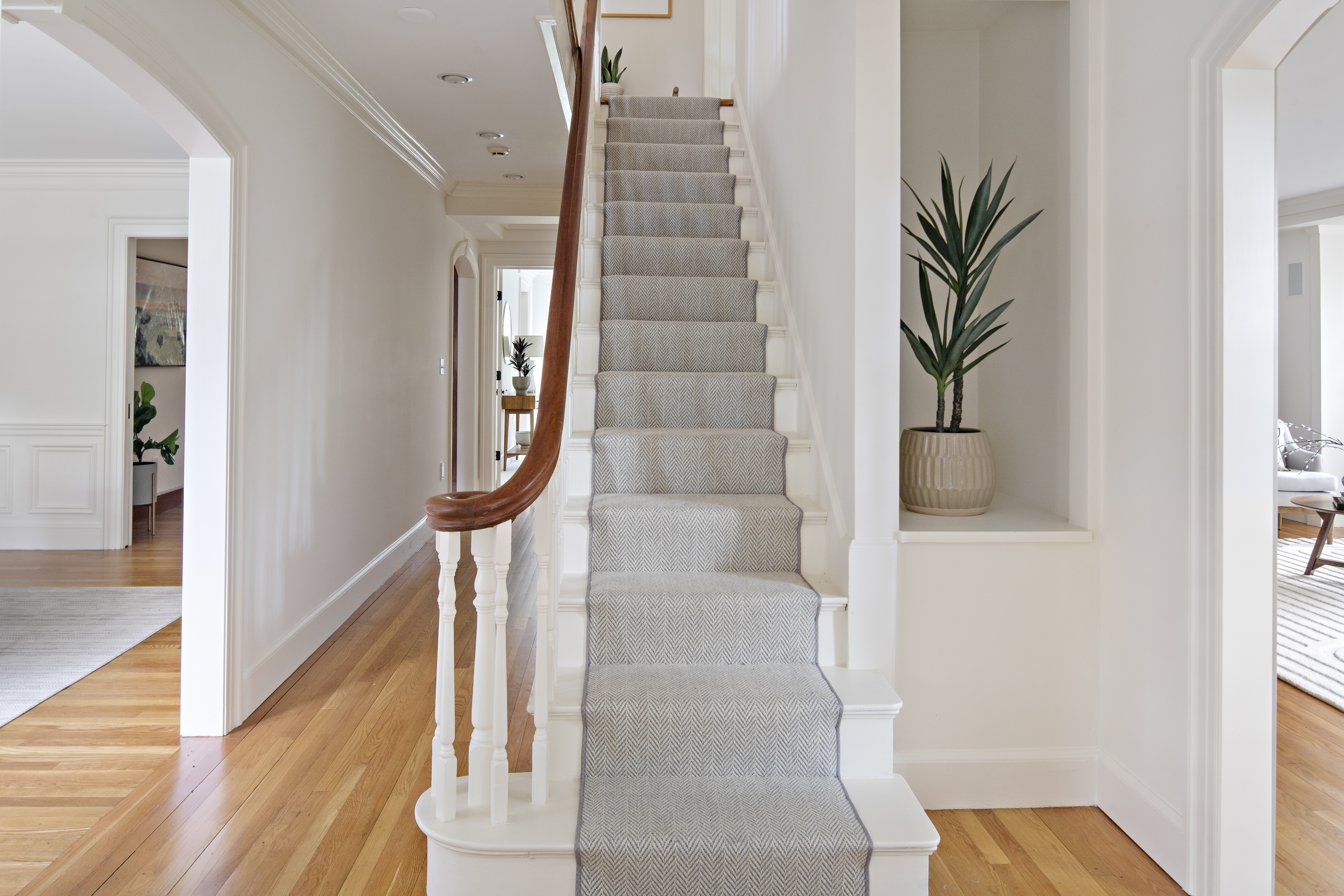 106 Coolidge Hill Rd 