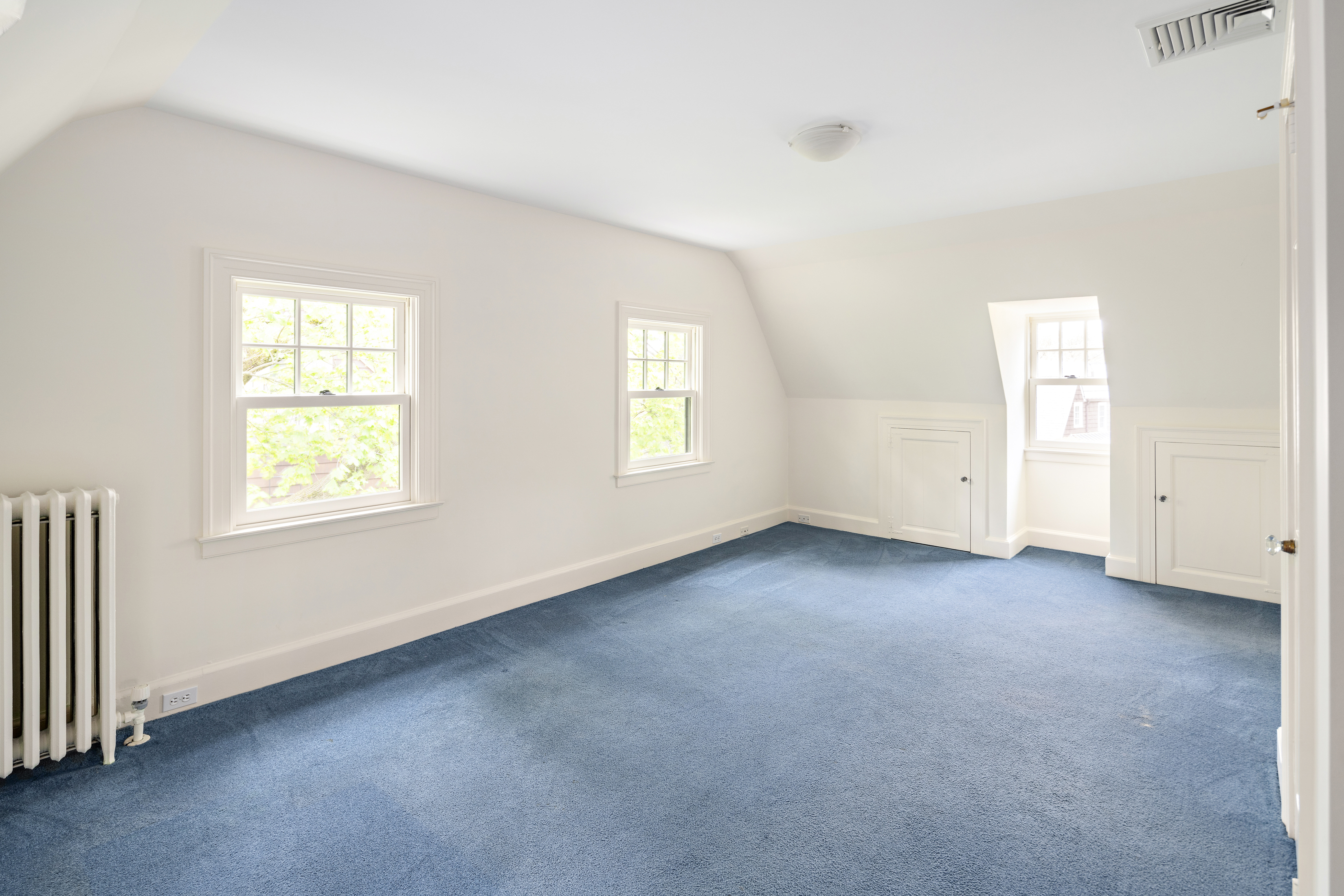106 Coolidge Hill Rd 
