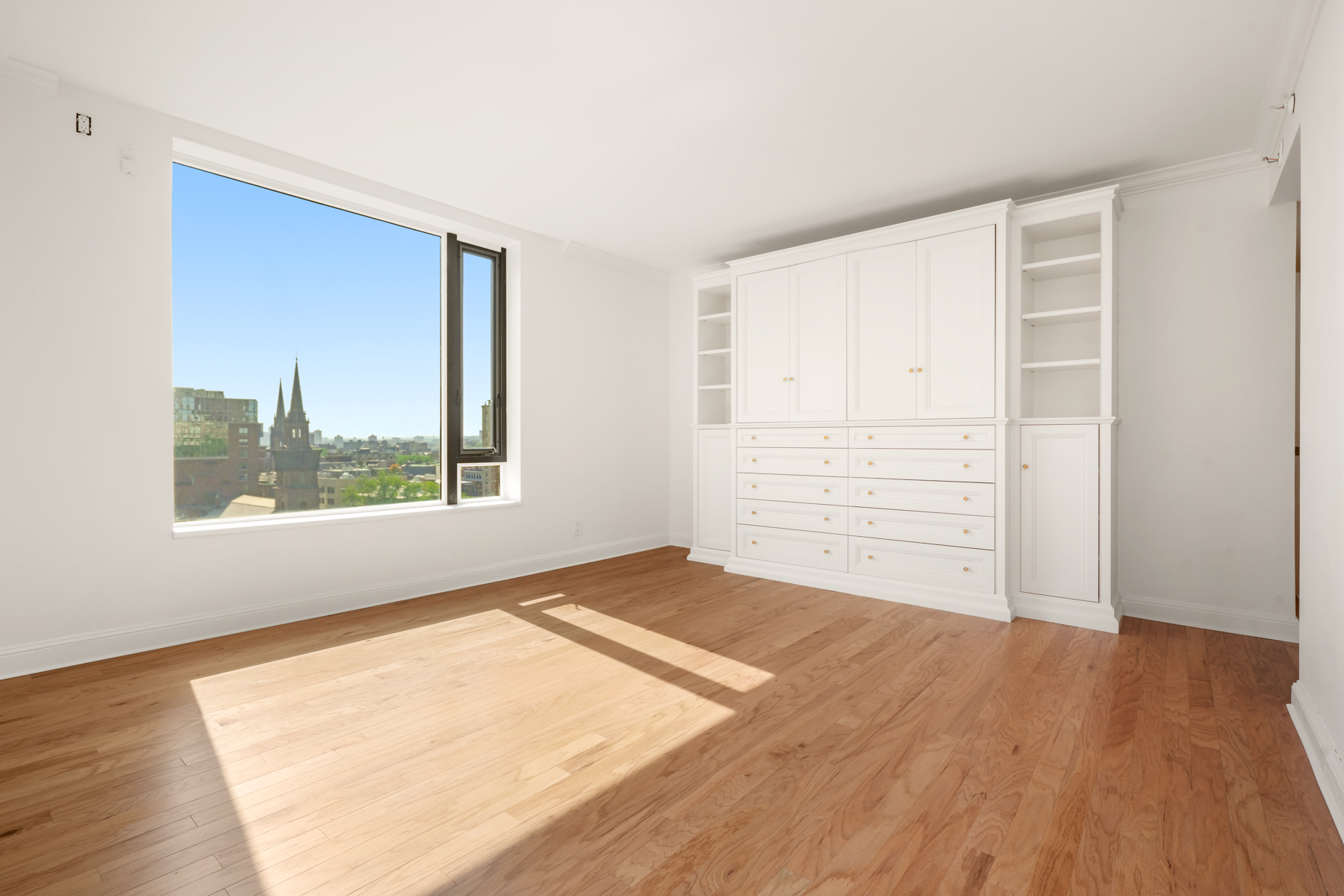 220 Boylston St 1220 