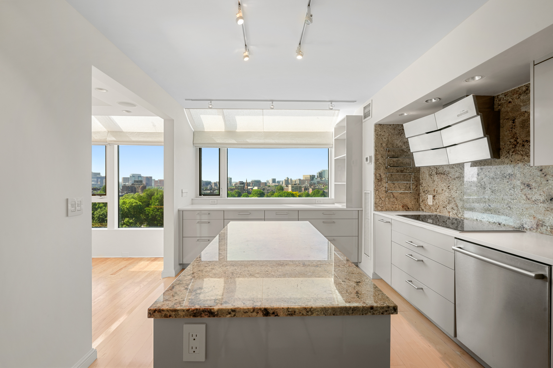 220 Boylston St 1220 