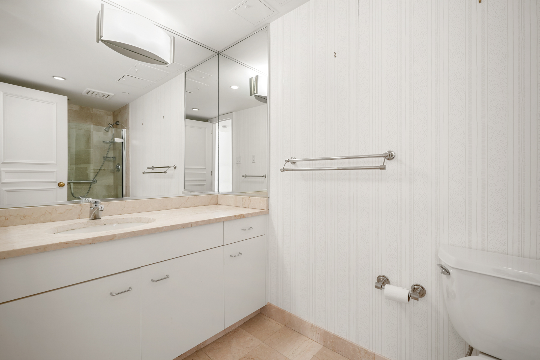 220 Boylston St 1220 