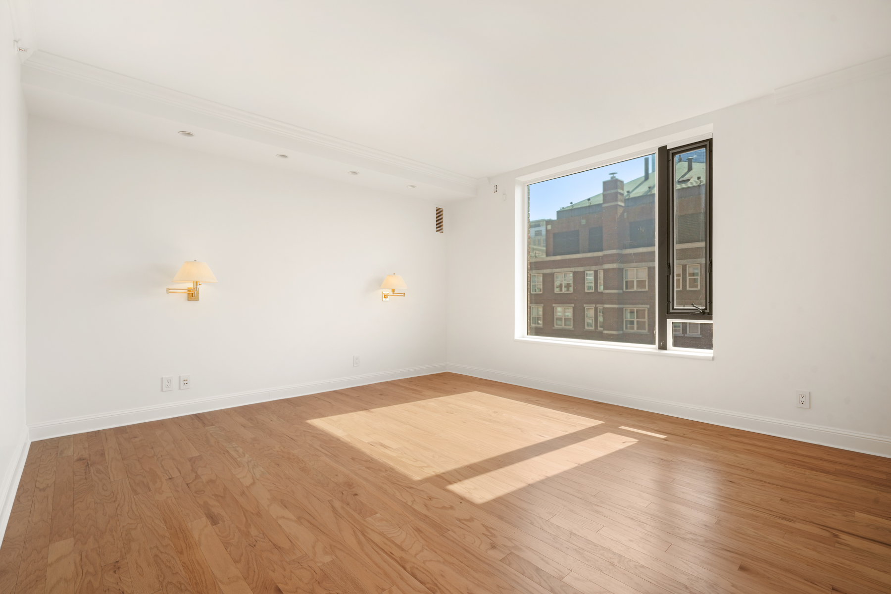 220 Boylston St 1220 