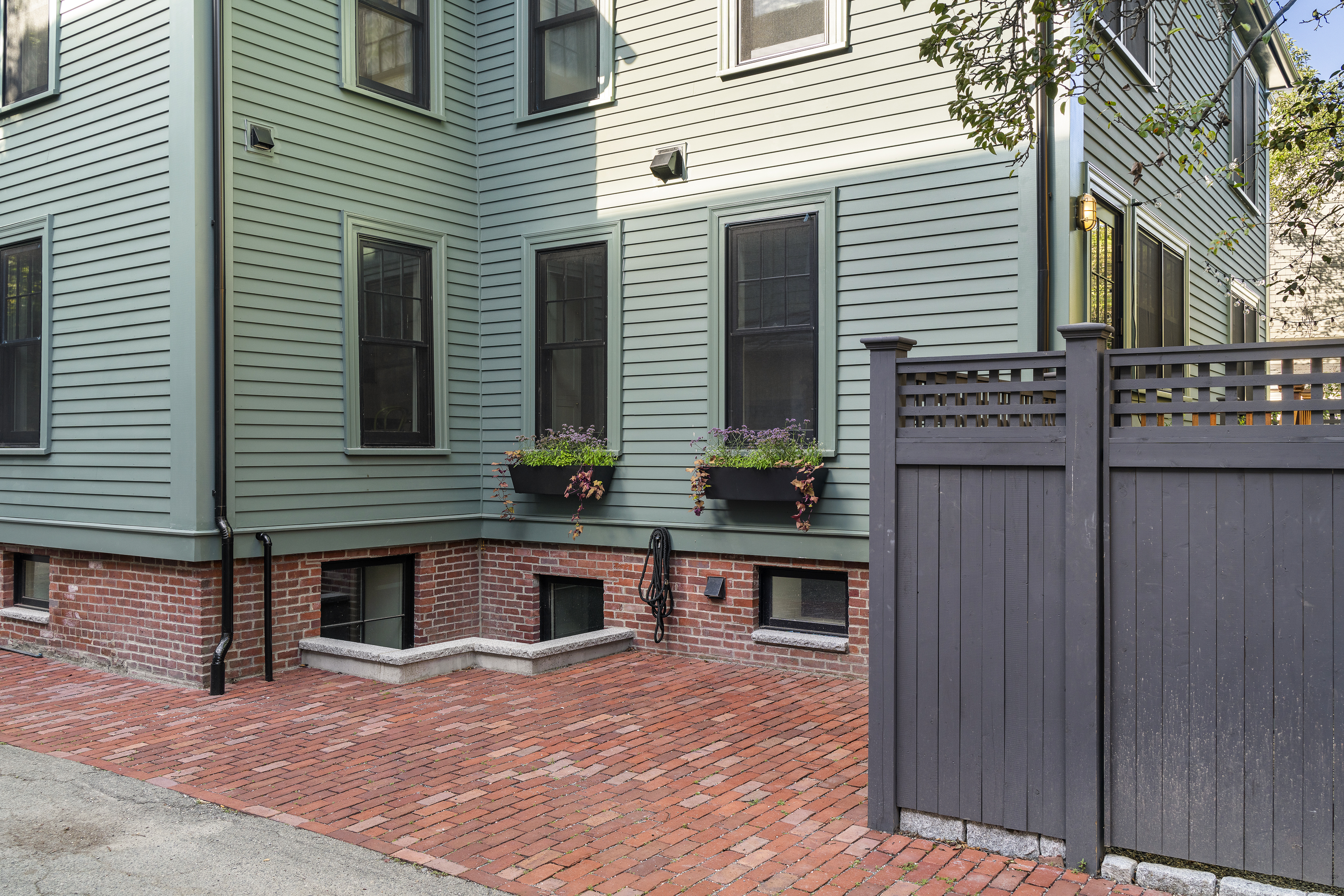 134 Hancock St 