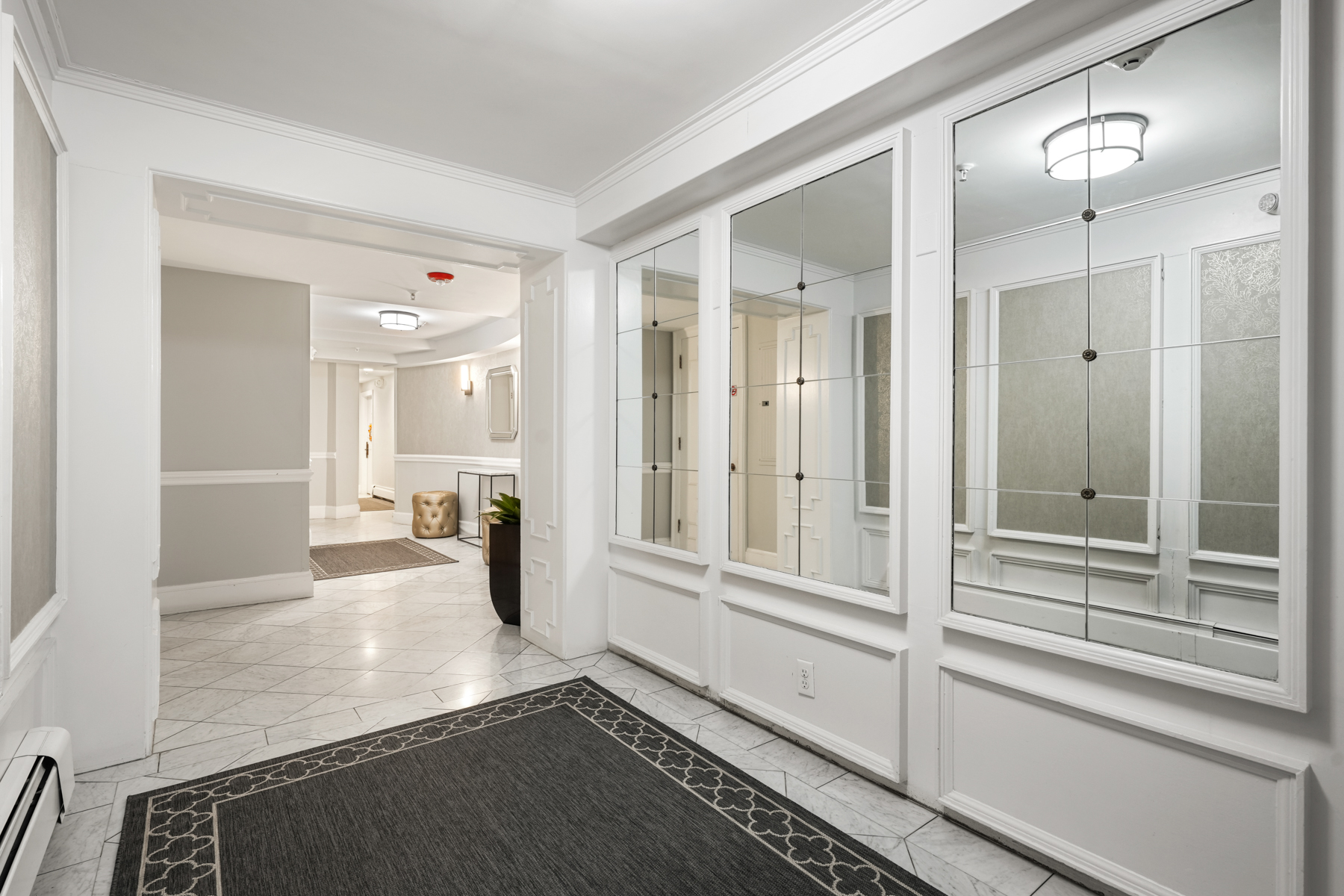 182 Beacon 6