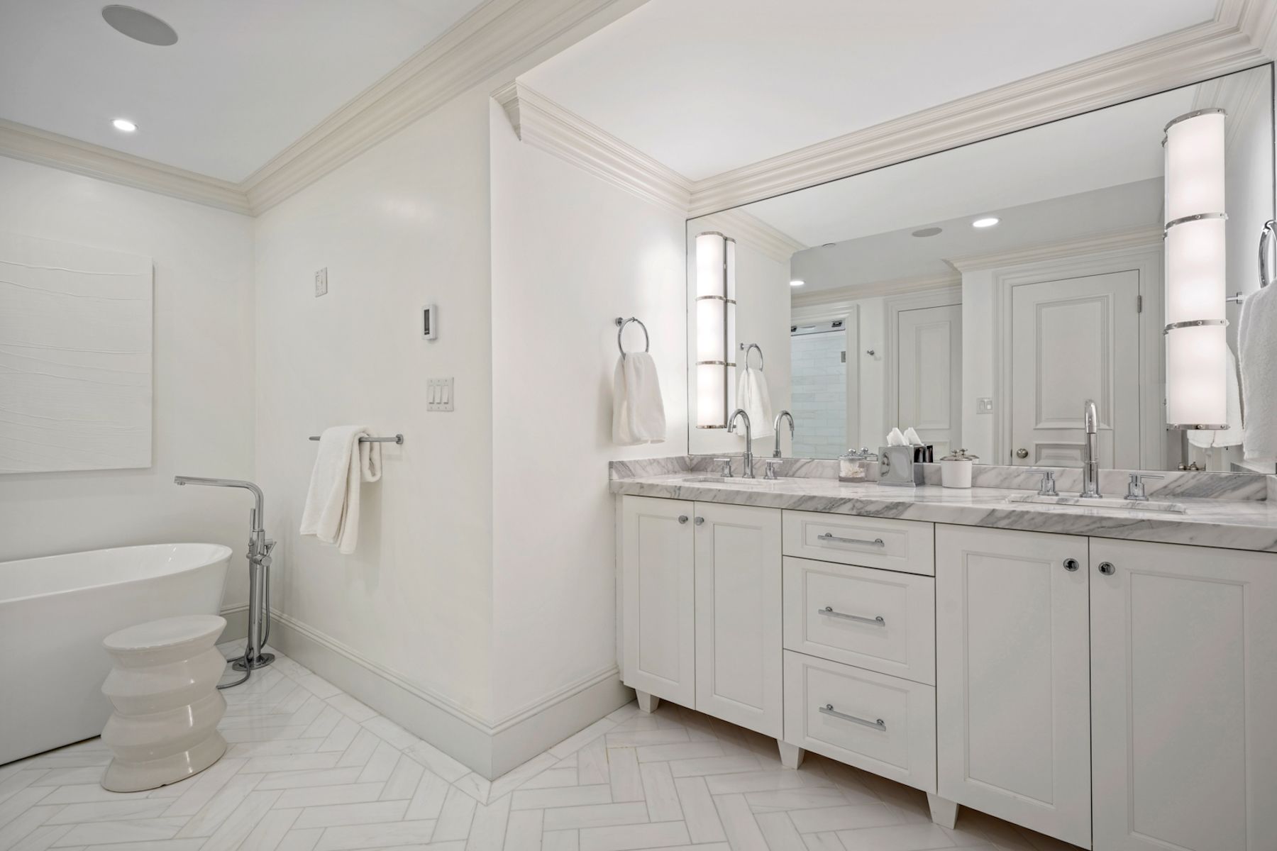 361 Beacon Street 2