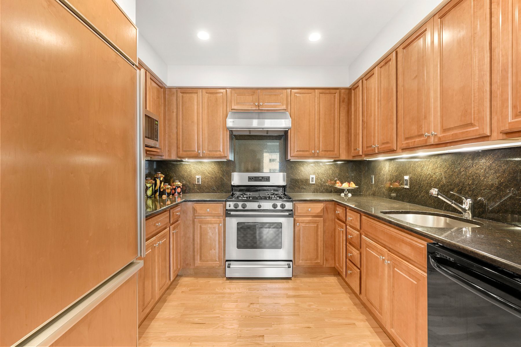 100 Belvidere Street 7E