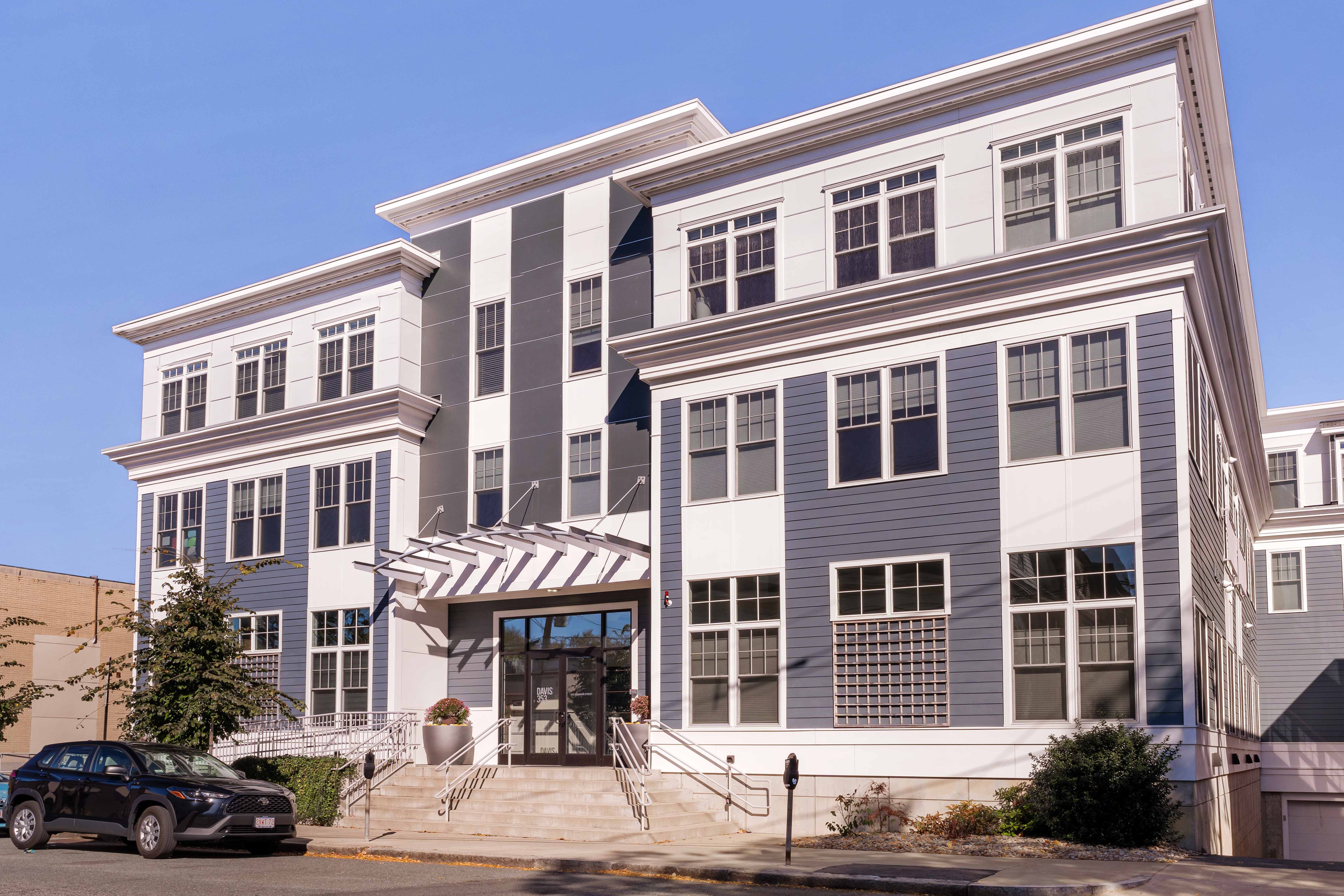 353 Summer Street 311