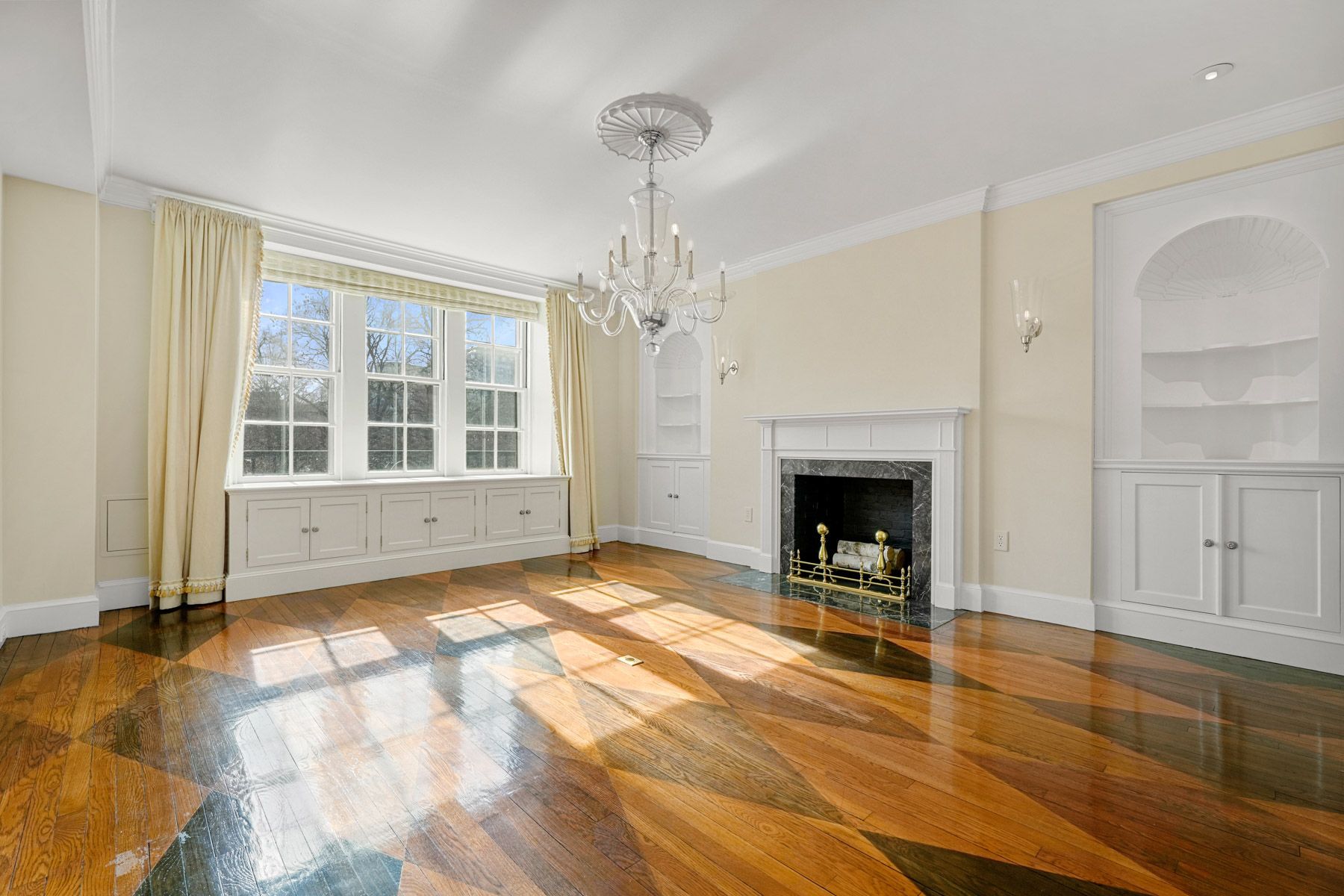 81 Beacon Street 4