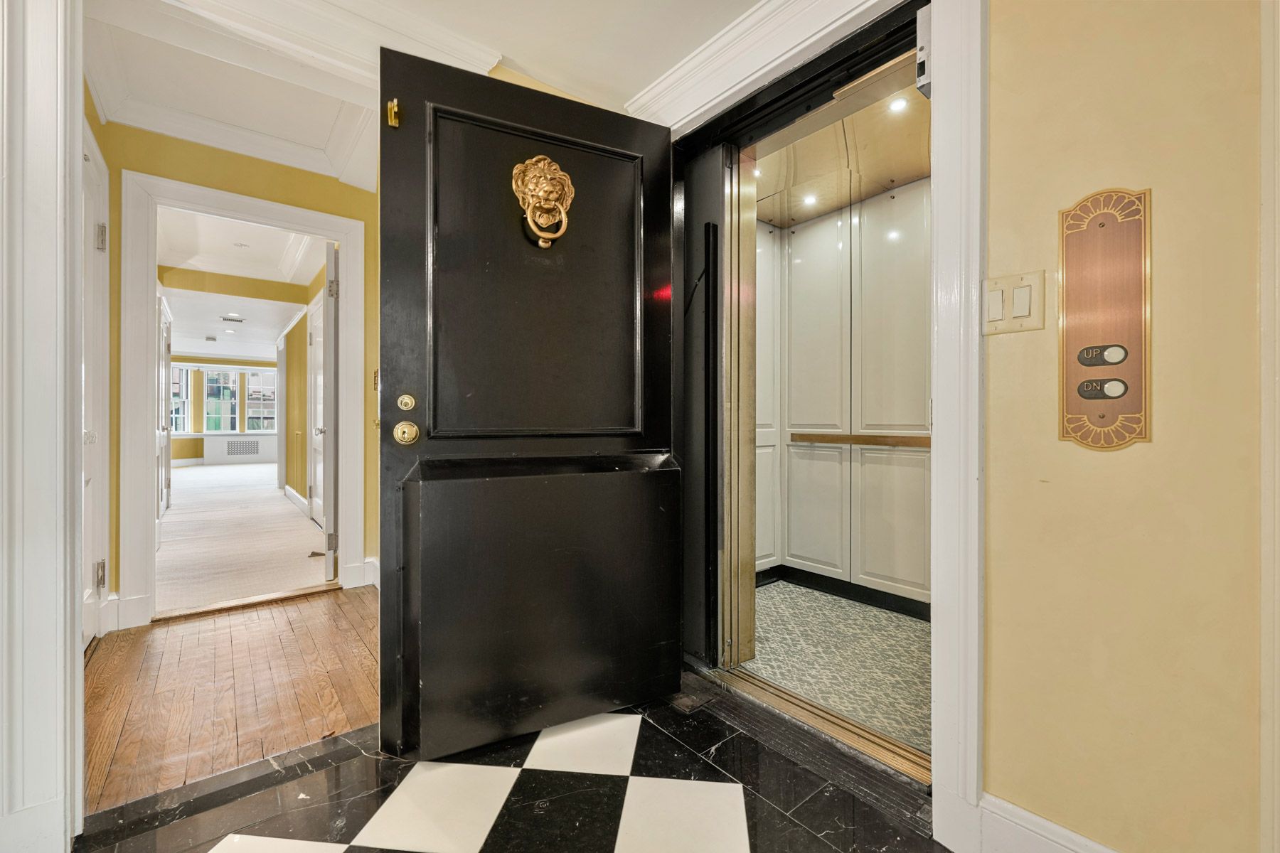 81 Beacon Street 4