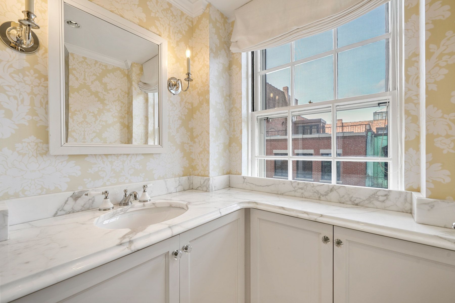 81 Beacon Street 4
