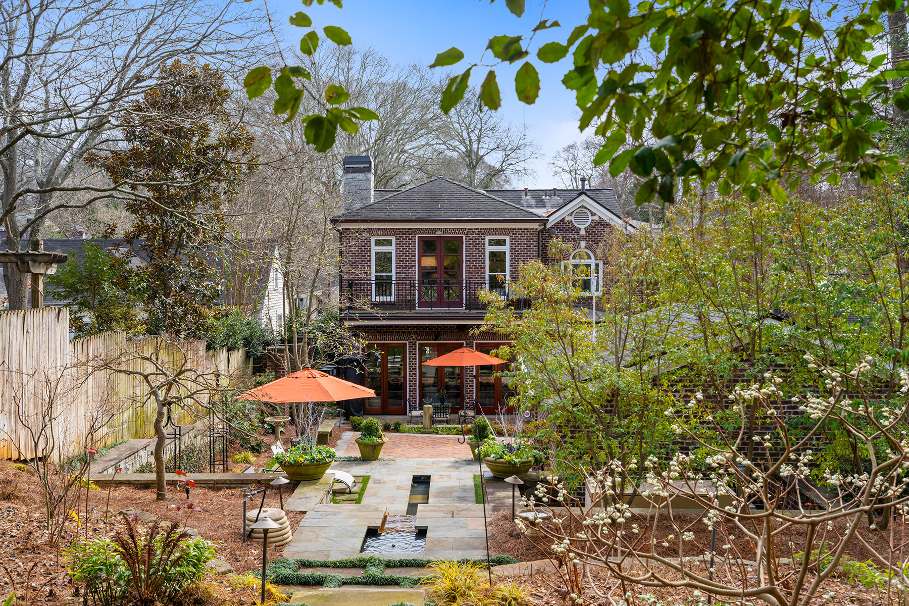 830 Ponce De Leon Terrace NE