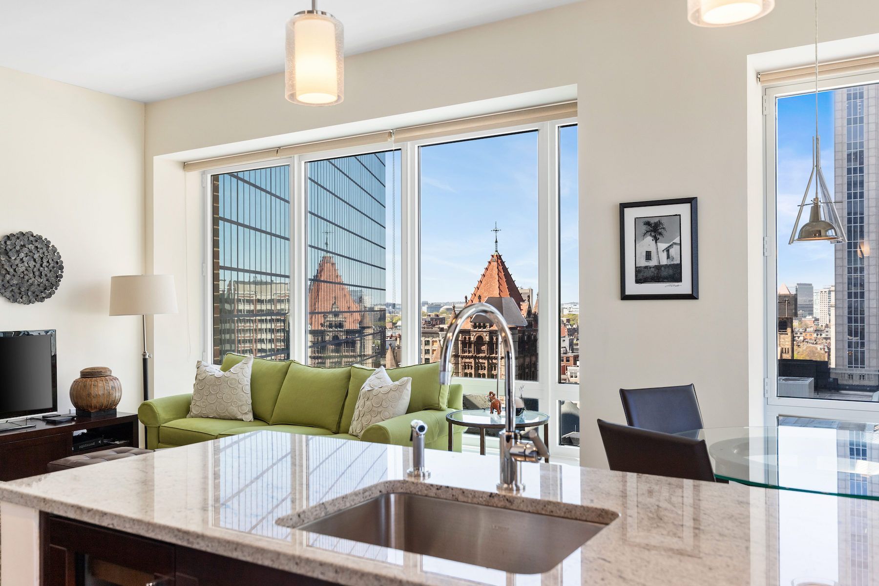 400 Stuart Street 15 K