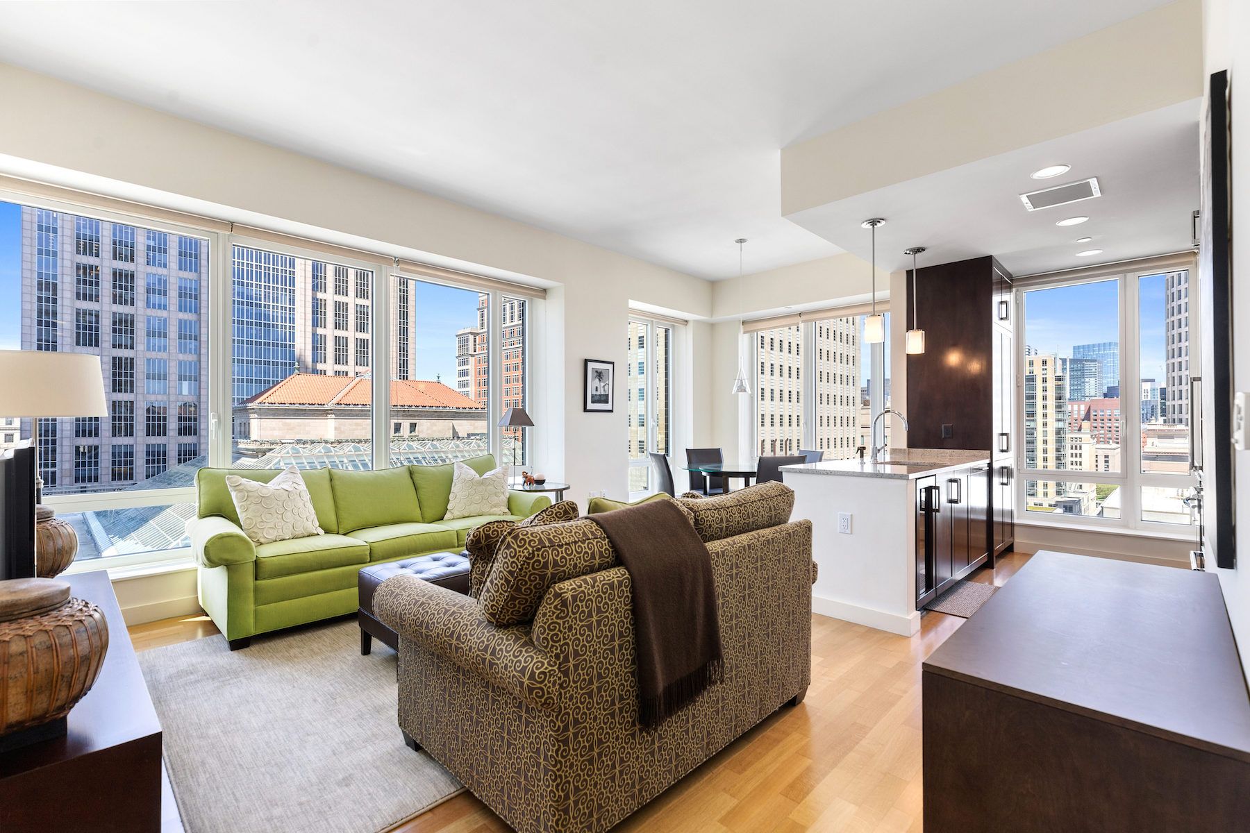 400 Stuart Street 15 K