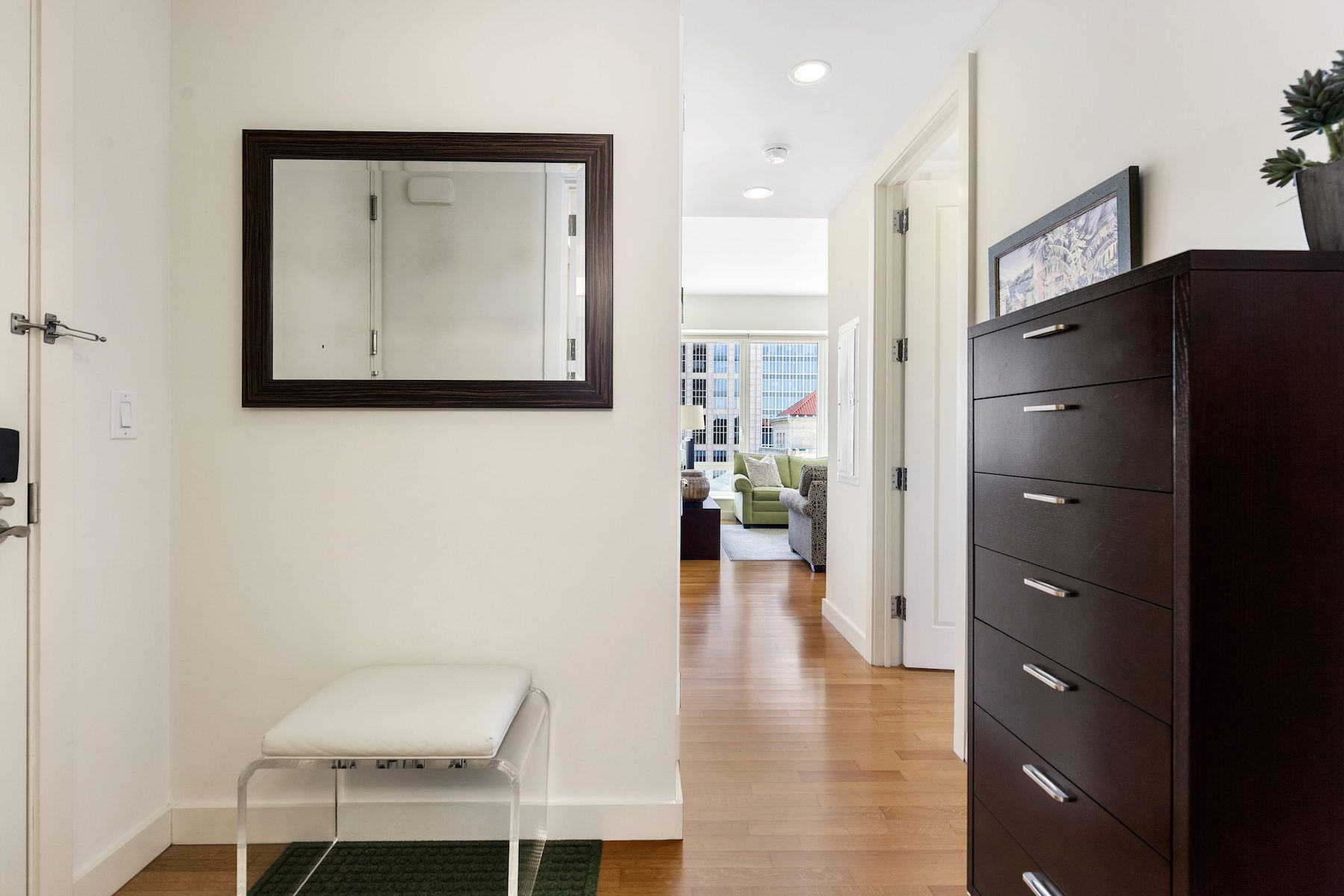 400 Stuart Street 15 K
