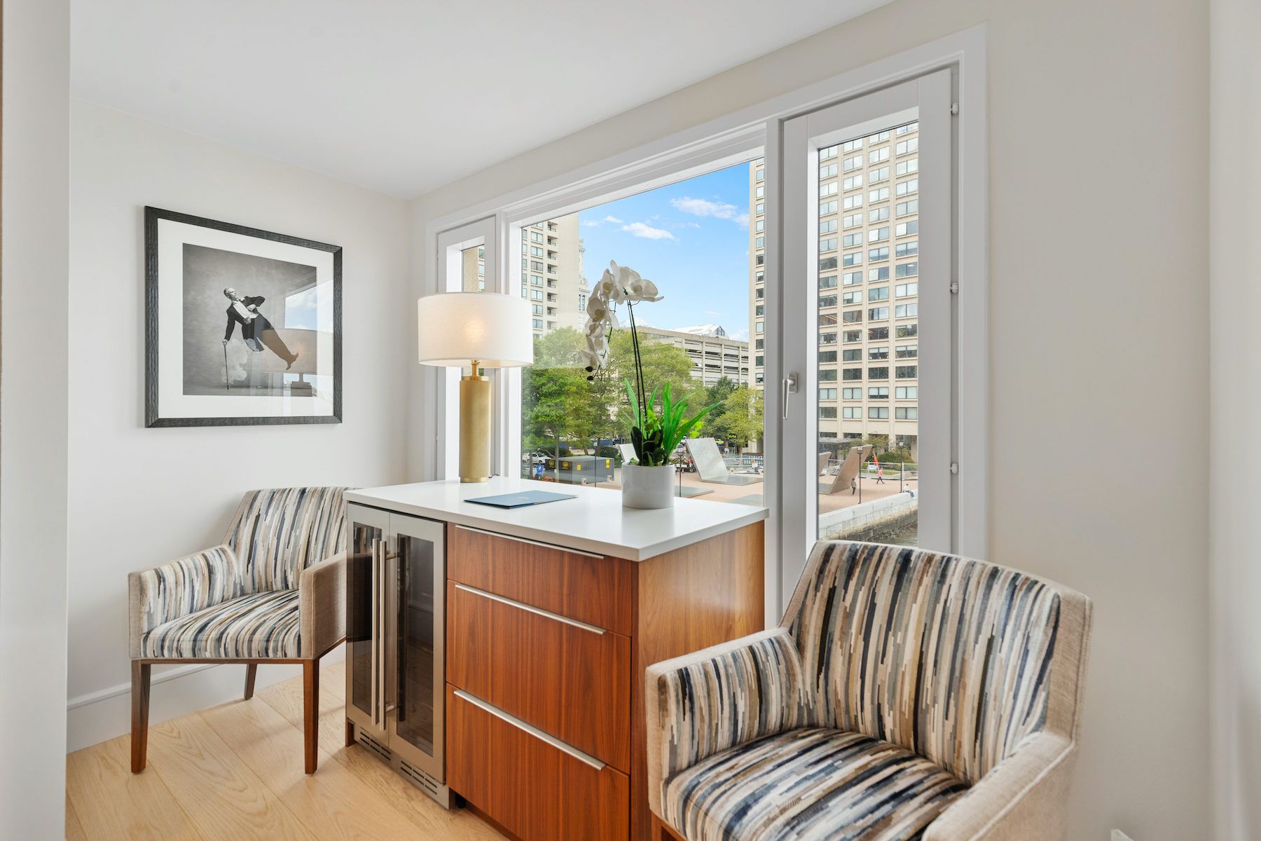 20  Rowes Wharf 309