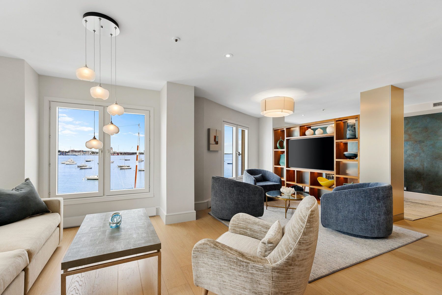 20  Rowes Wharf 309