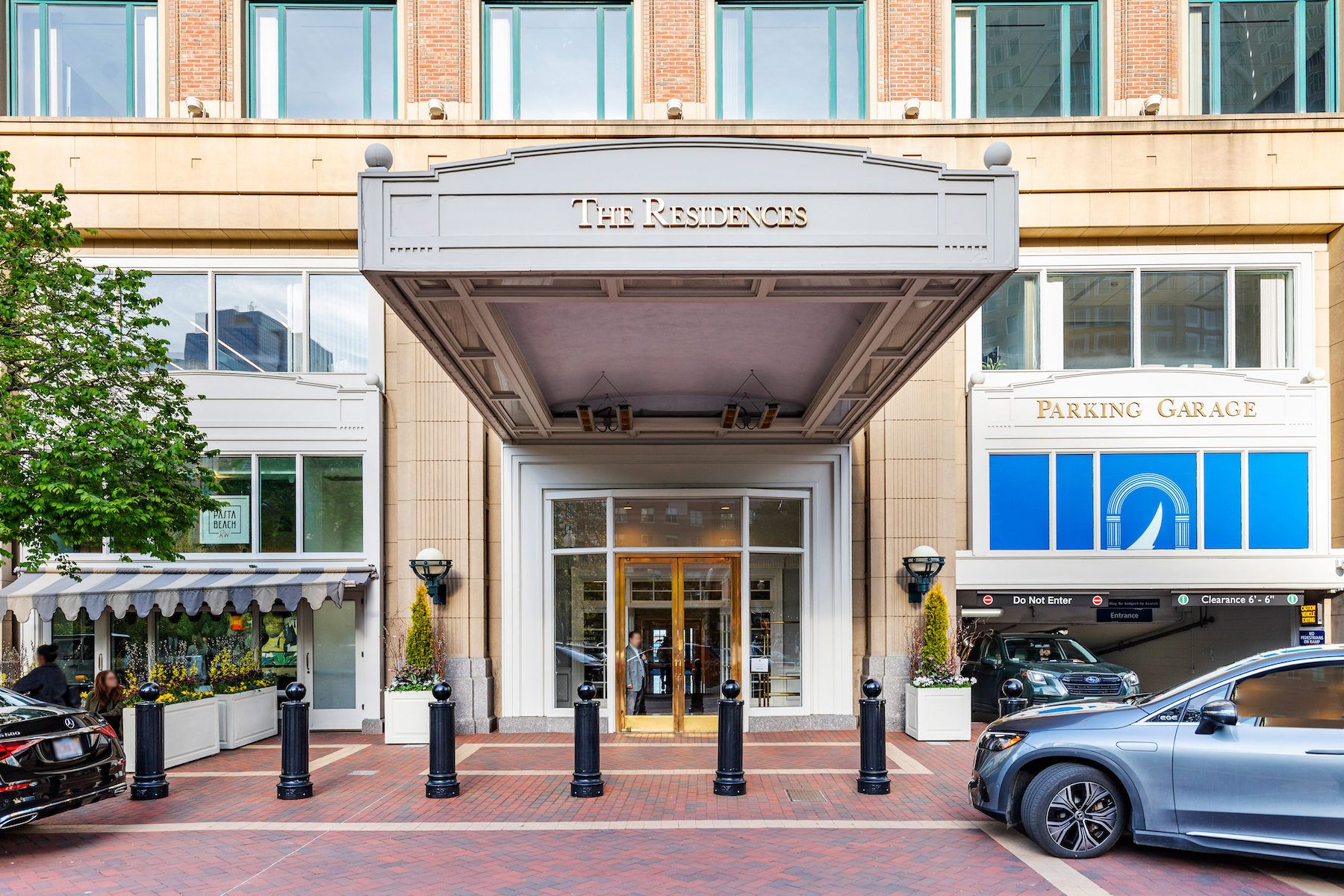 20  Rowes Wharf 309
