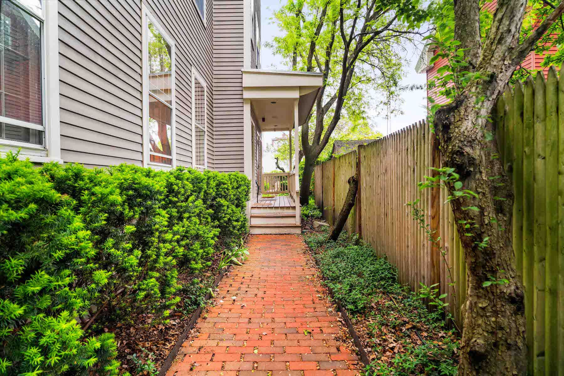87 Bristol Street 3C