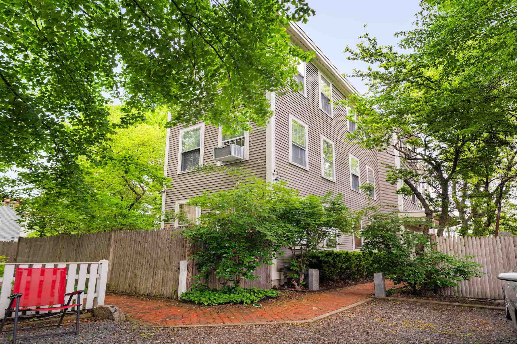 87 Bristol Street 3C