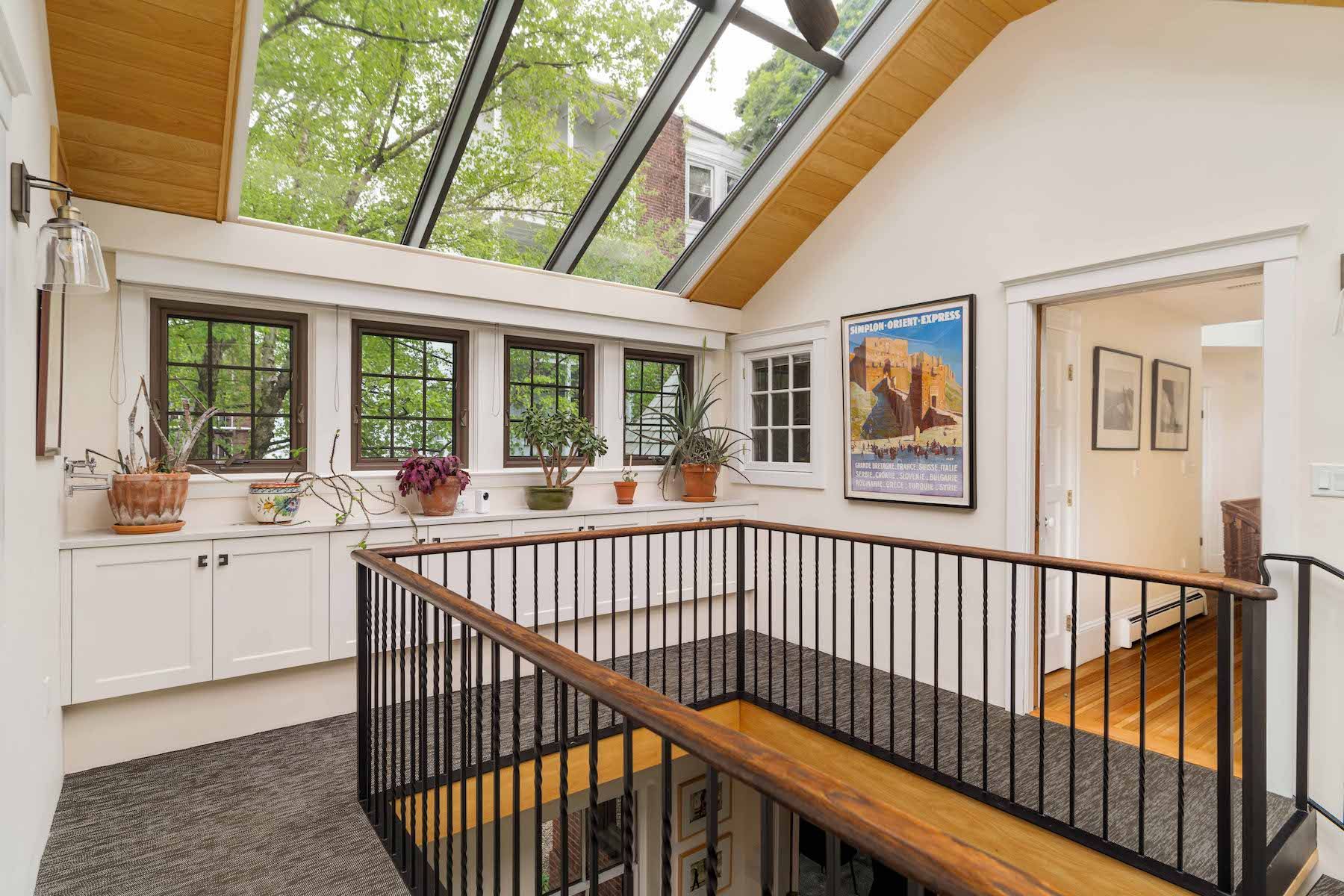 8 Ellsworth Avenue 