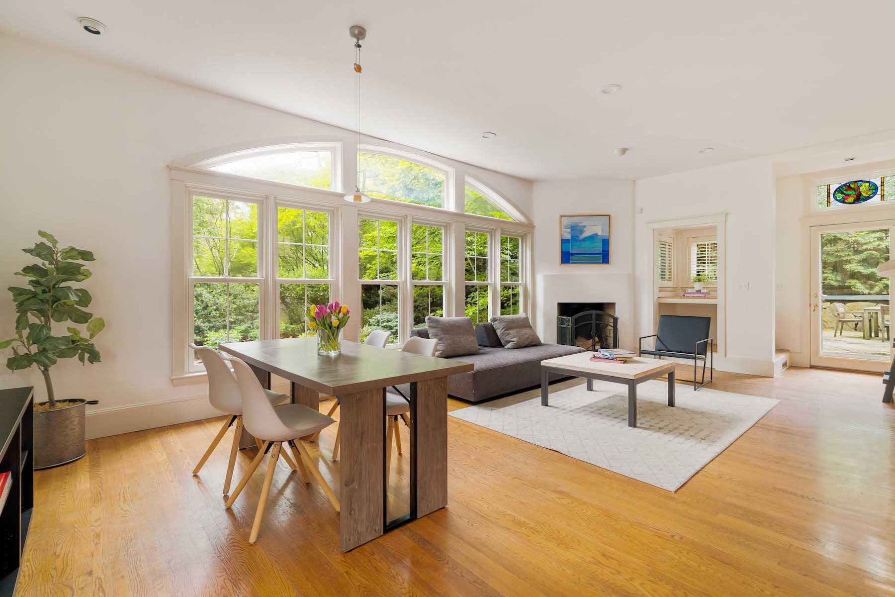 8 Ellsworth Avenue 
