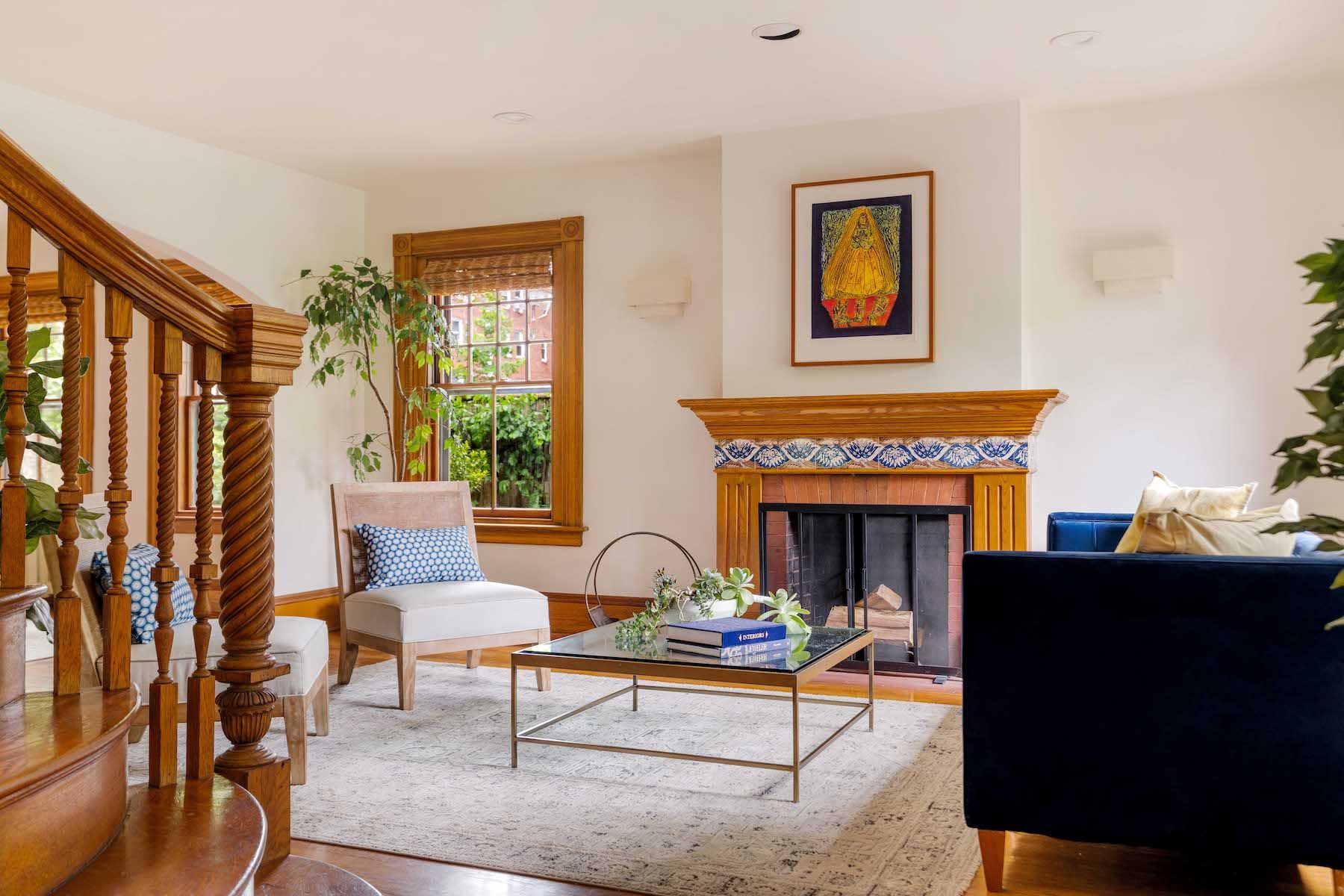 8 Ellsworth Avenue 