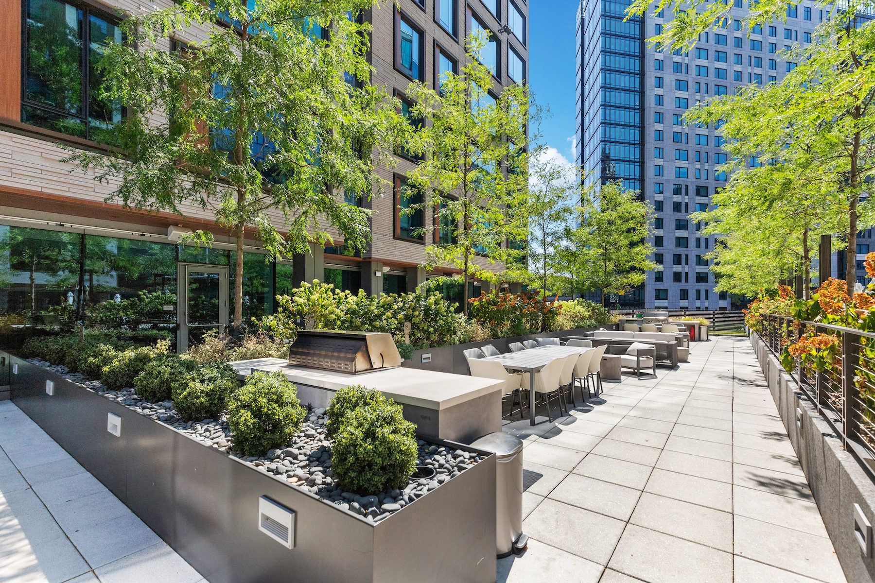 135 Seaport Boulevard 1901