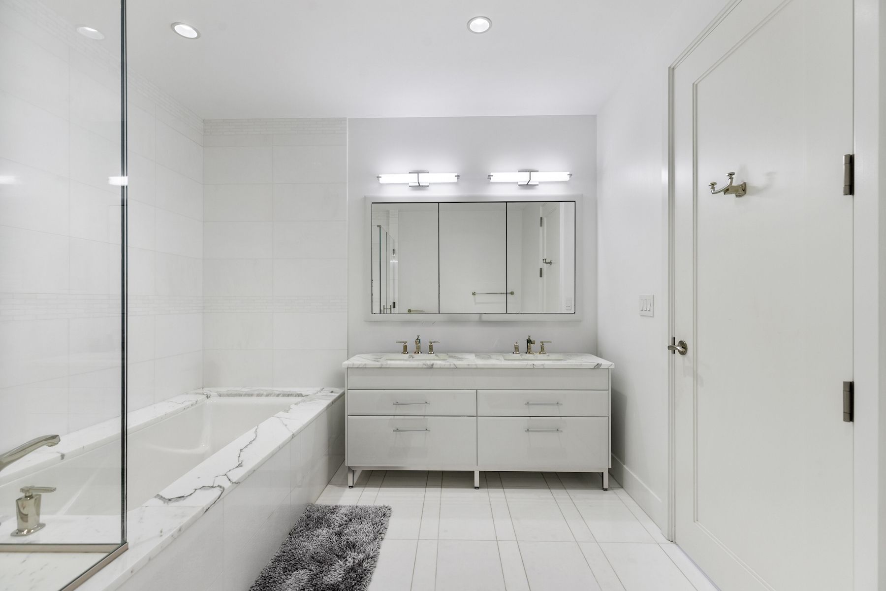 22 Liberty Drive 10D