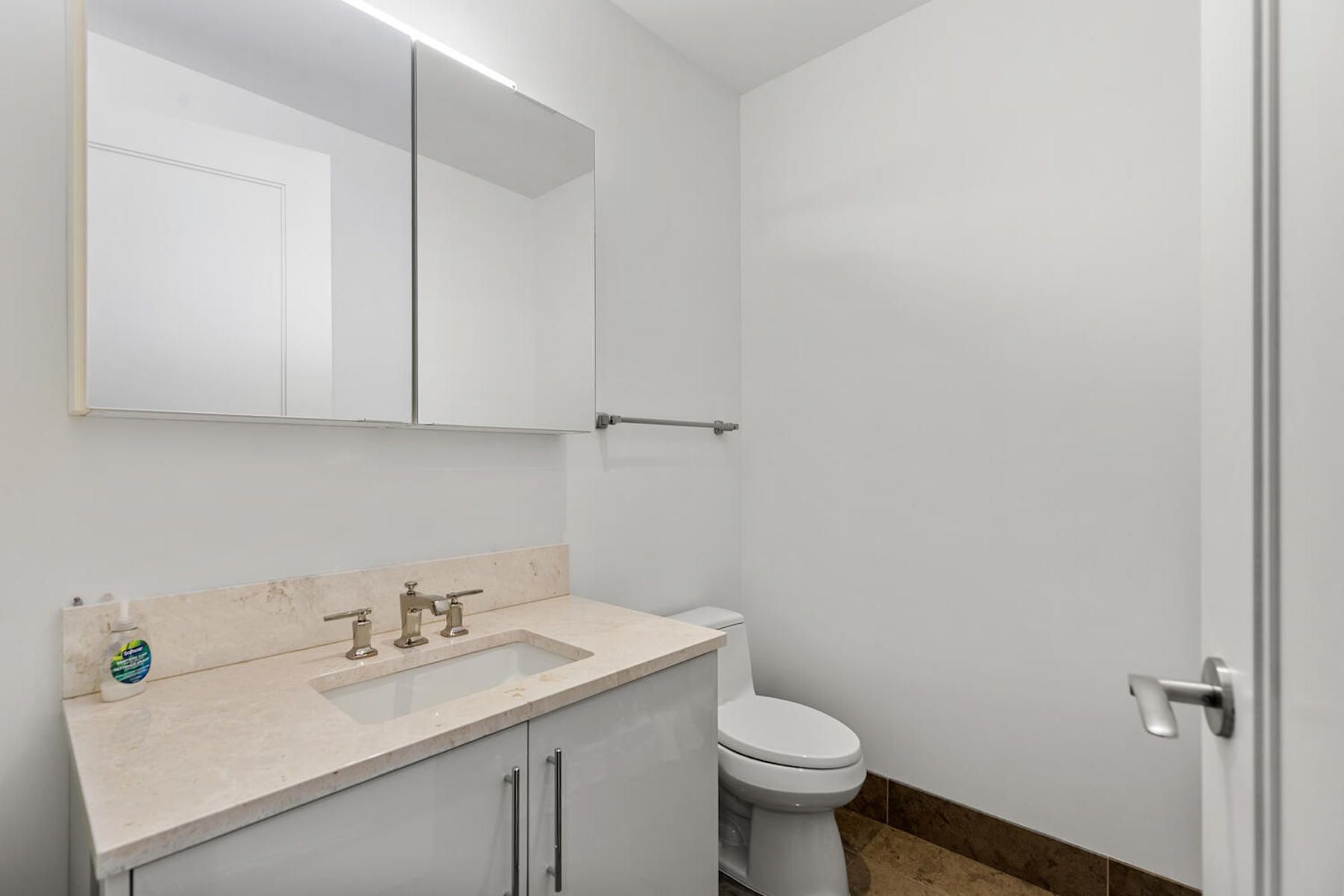22 Liberty Drive 10D