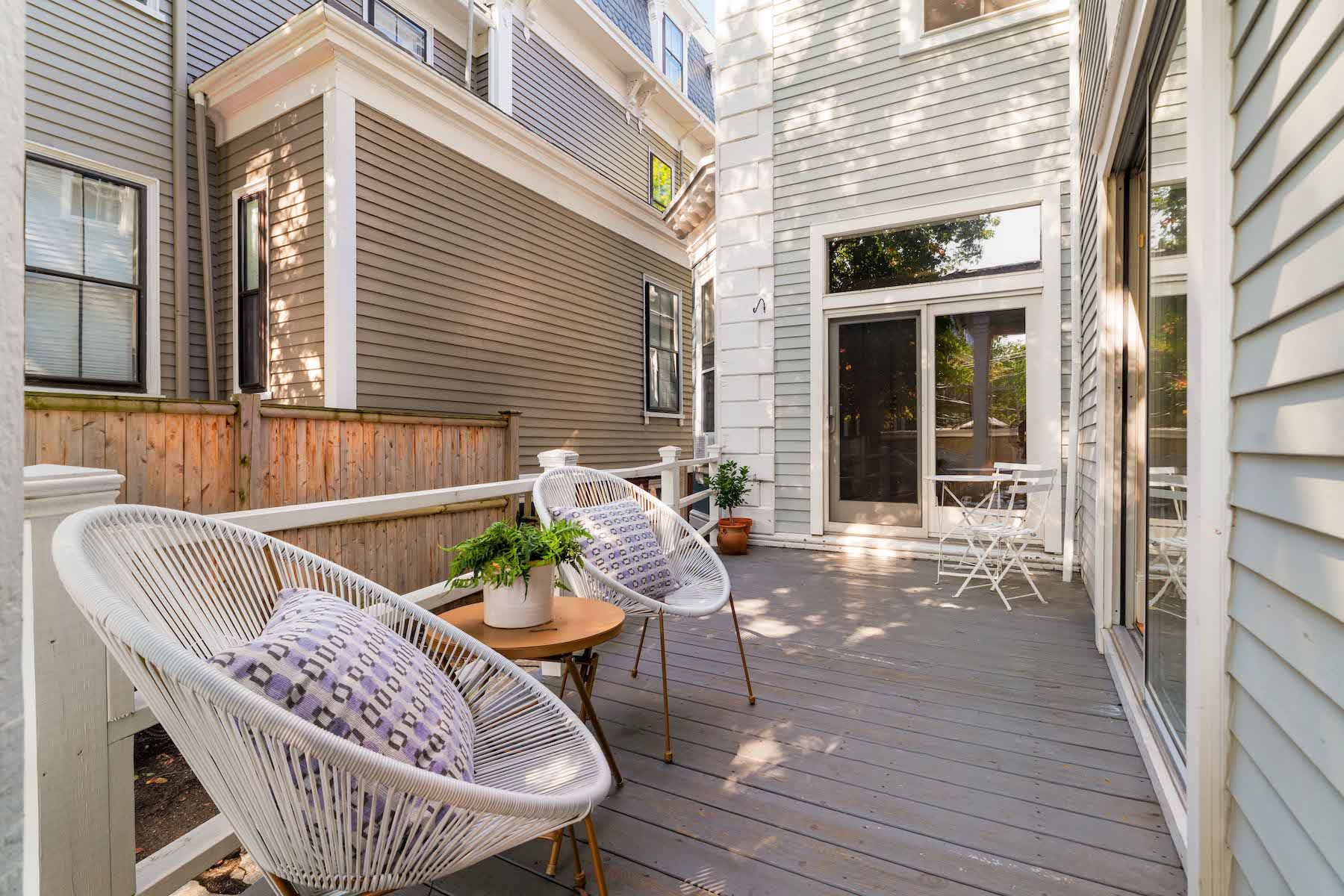 22 Bigelow Street 1C