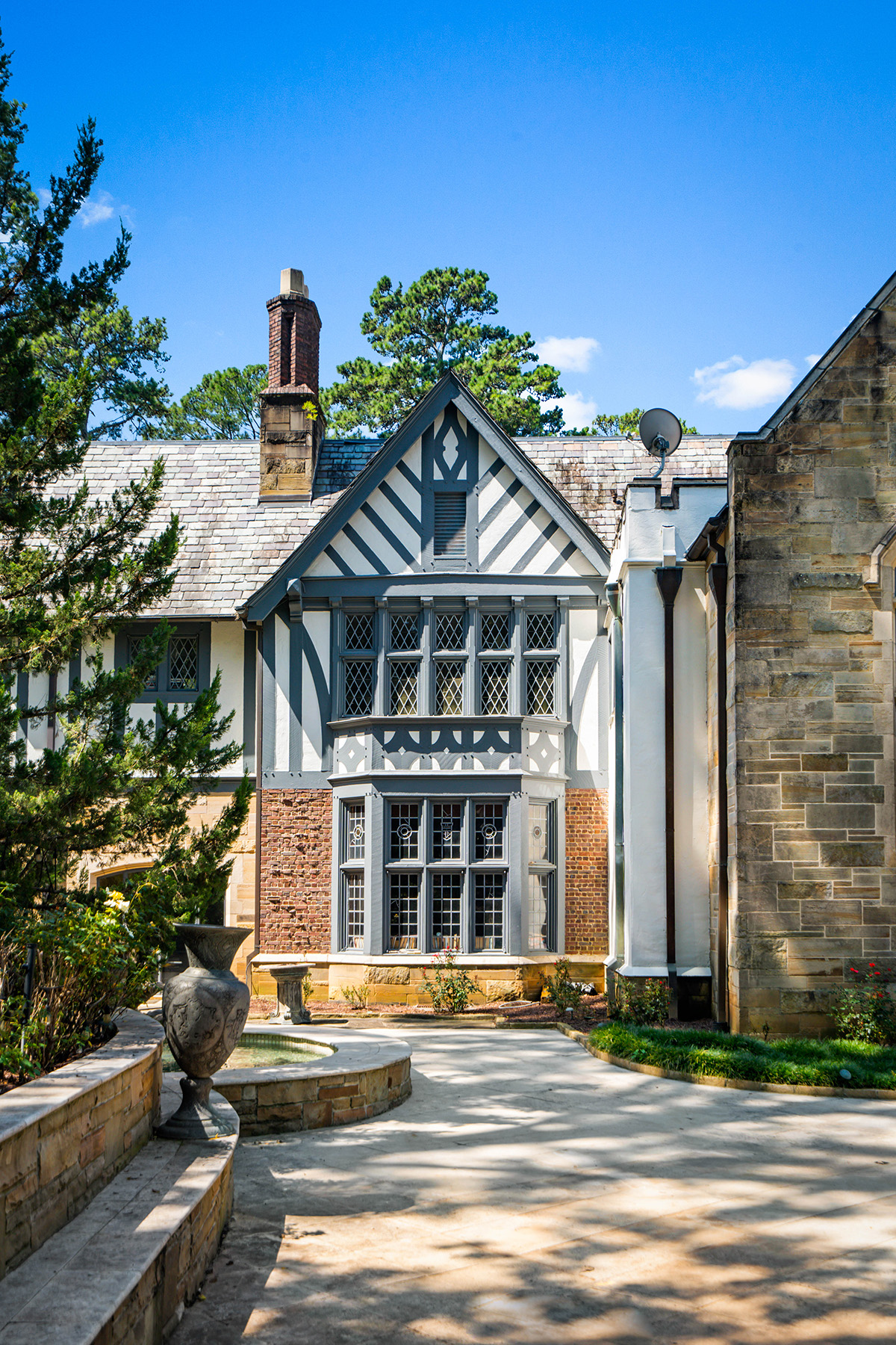 65 Valley Road NW